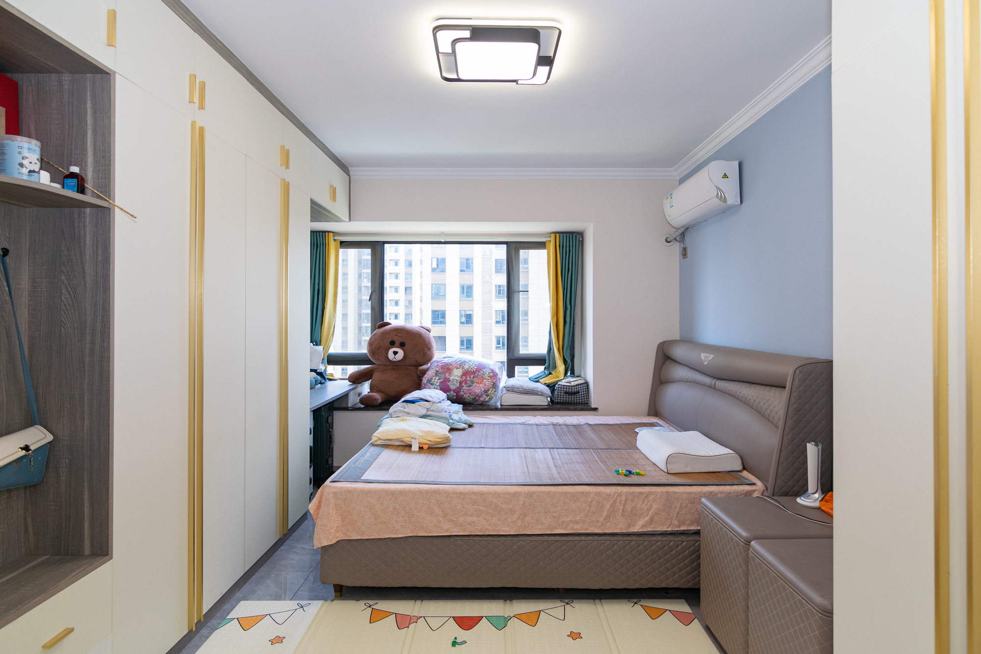 华润桃源里 3室2厅2卫 79.8万 华润桃源里 3室2厅2卫 79.8万卧室