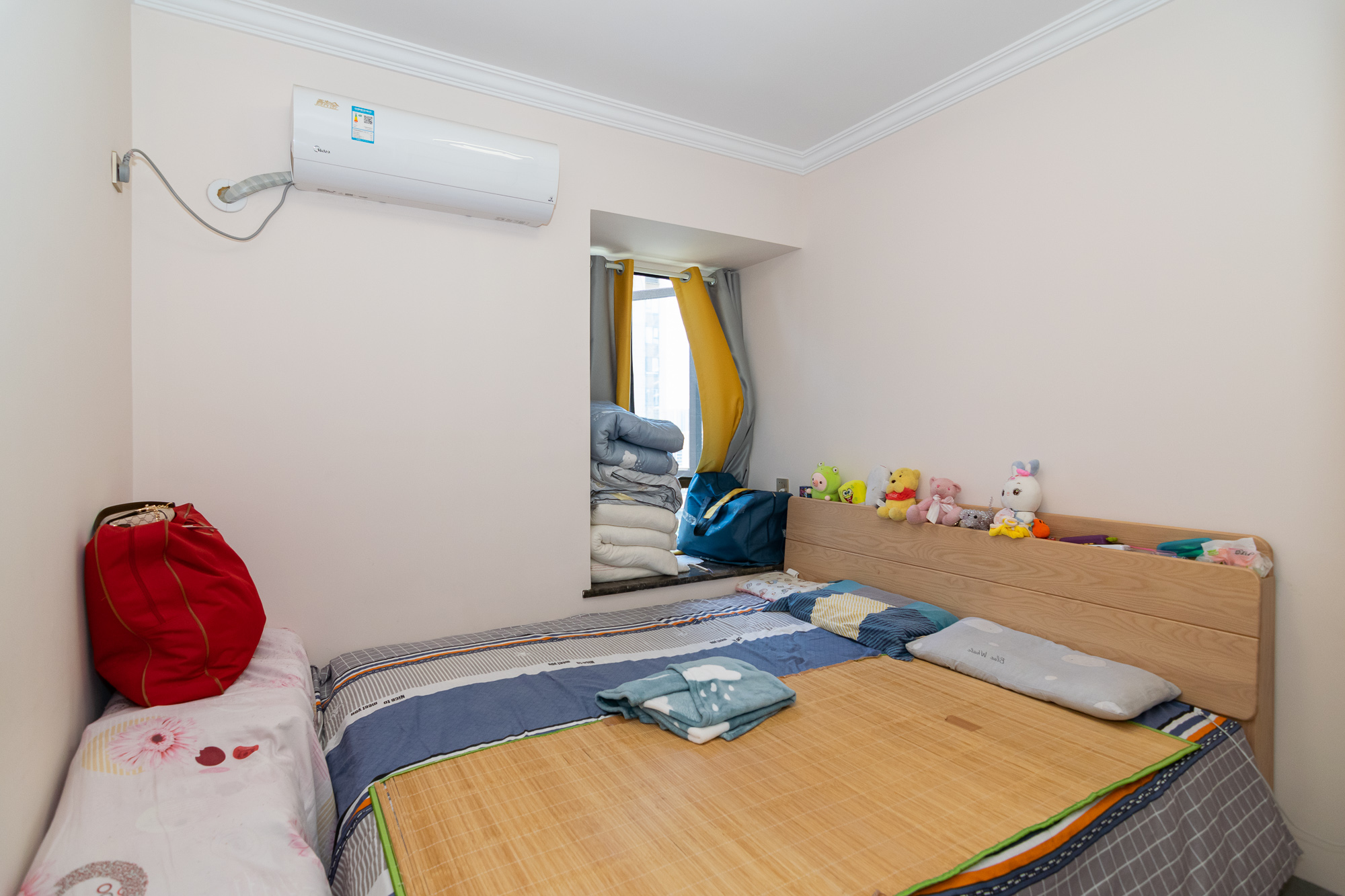 华润桃源里 3室2厅2卫 79.8万 华润桃源里 3室2厅2卫 79.8万卧室