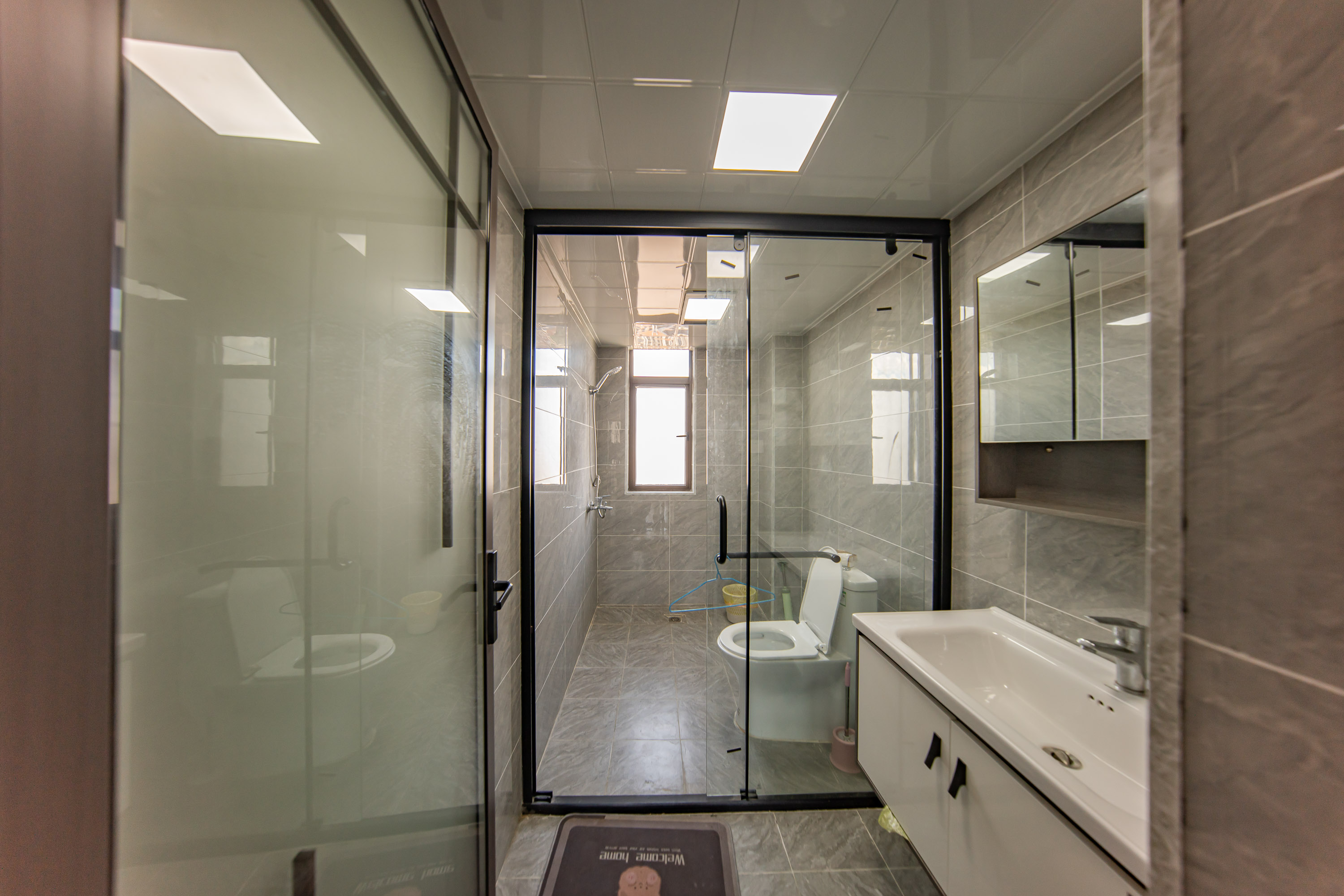 江山帝景雅典 3室2厅2卫 139.9万 江山帝景雅典 3室2厅2卫 139.9万卫生间