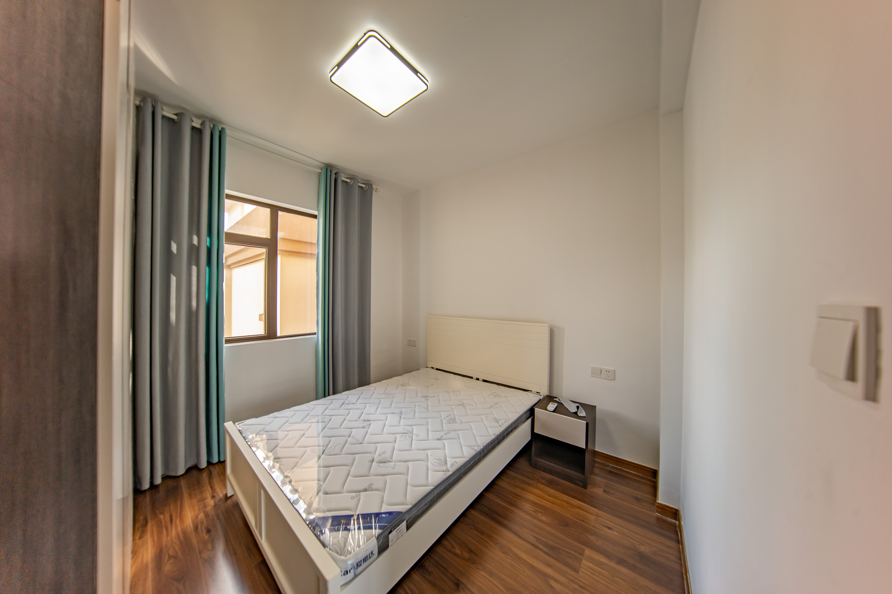 江山帝景雅典 3室2厅2卫 139.9万 江山帝景雅典 3室2厅2卫 139.9万卧室