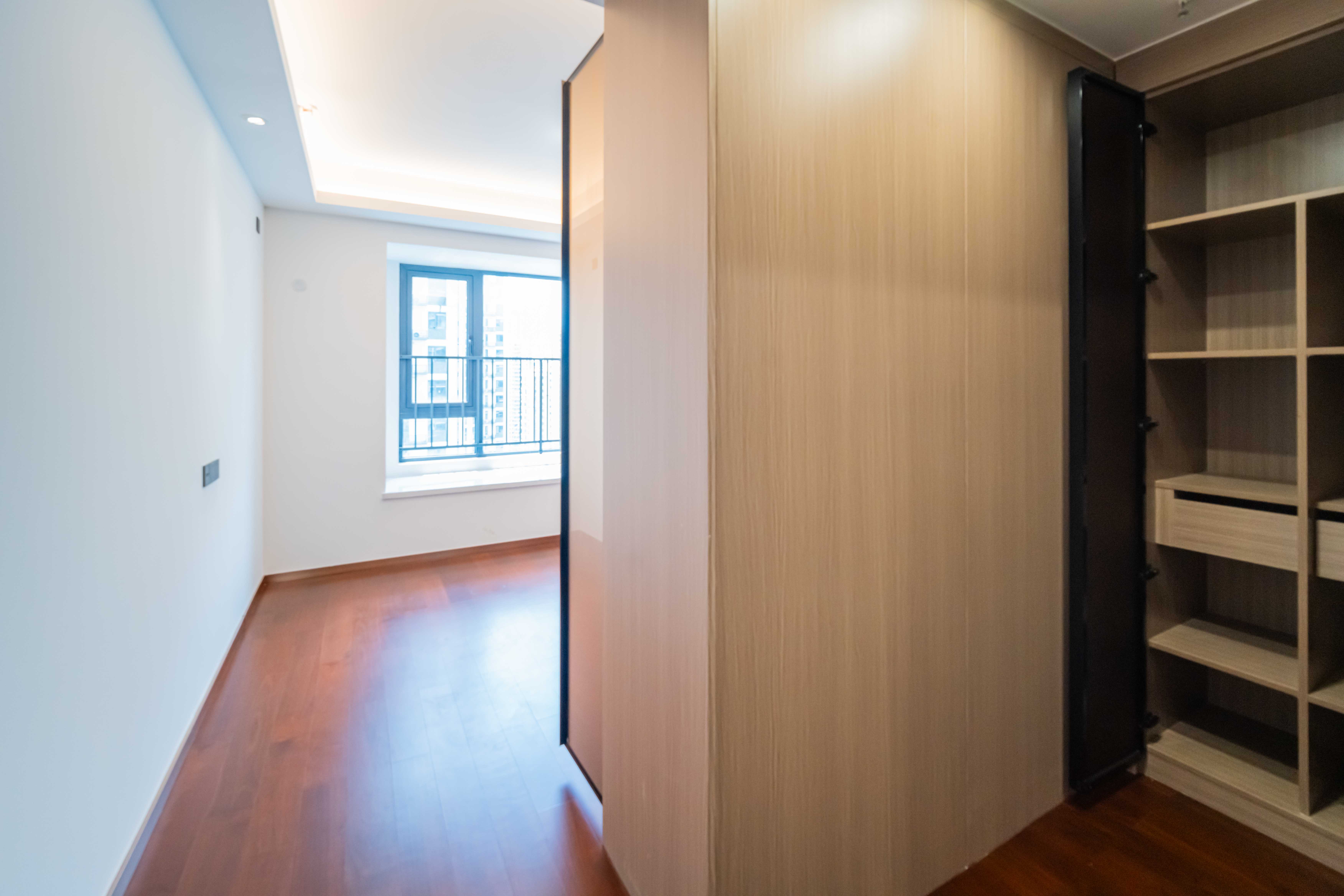 旭辉雨花郡 4室2厅2卫 180.0万 旭辉雨花郡 4室2厅2卫 180.0万卧室