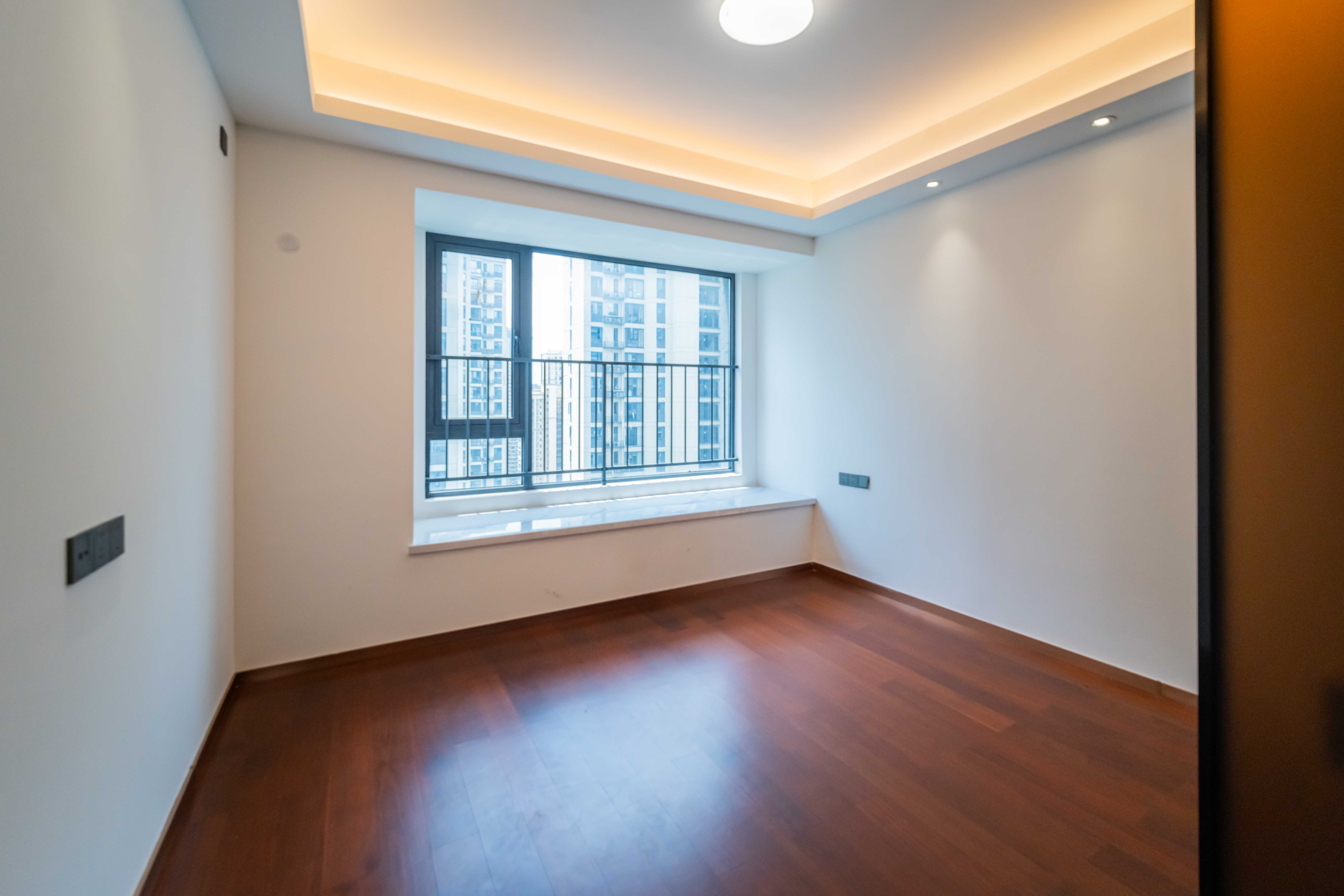 旭辉雨花郡 4室2厅2卫 180.0万 旭辉雨花郡 4室2厅2卫 180.0万卧室