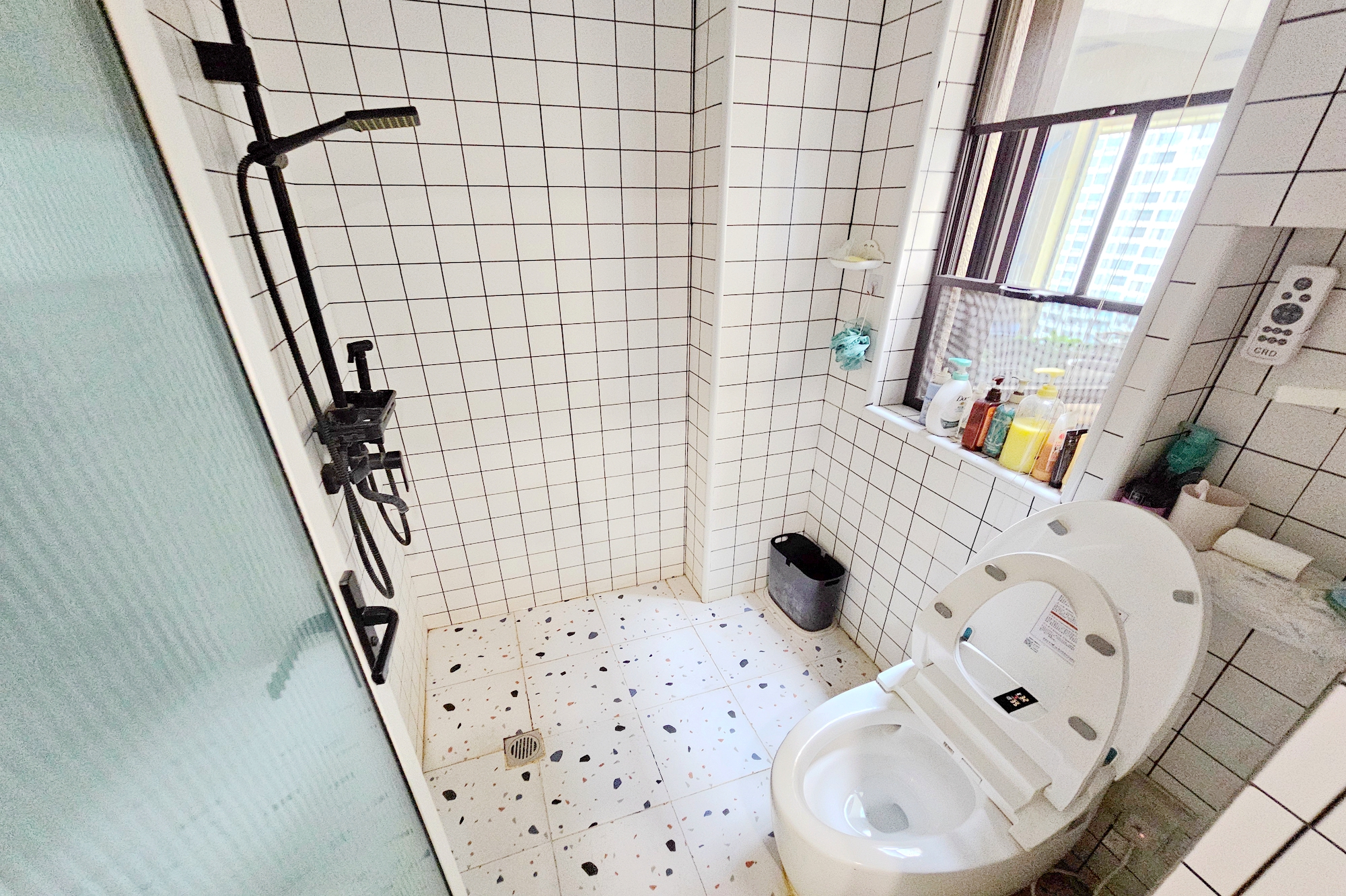 阳光城尚东湾蓝莓苑  4室2厅2卫    128.0万卫生间