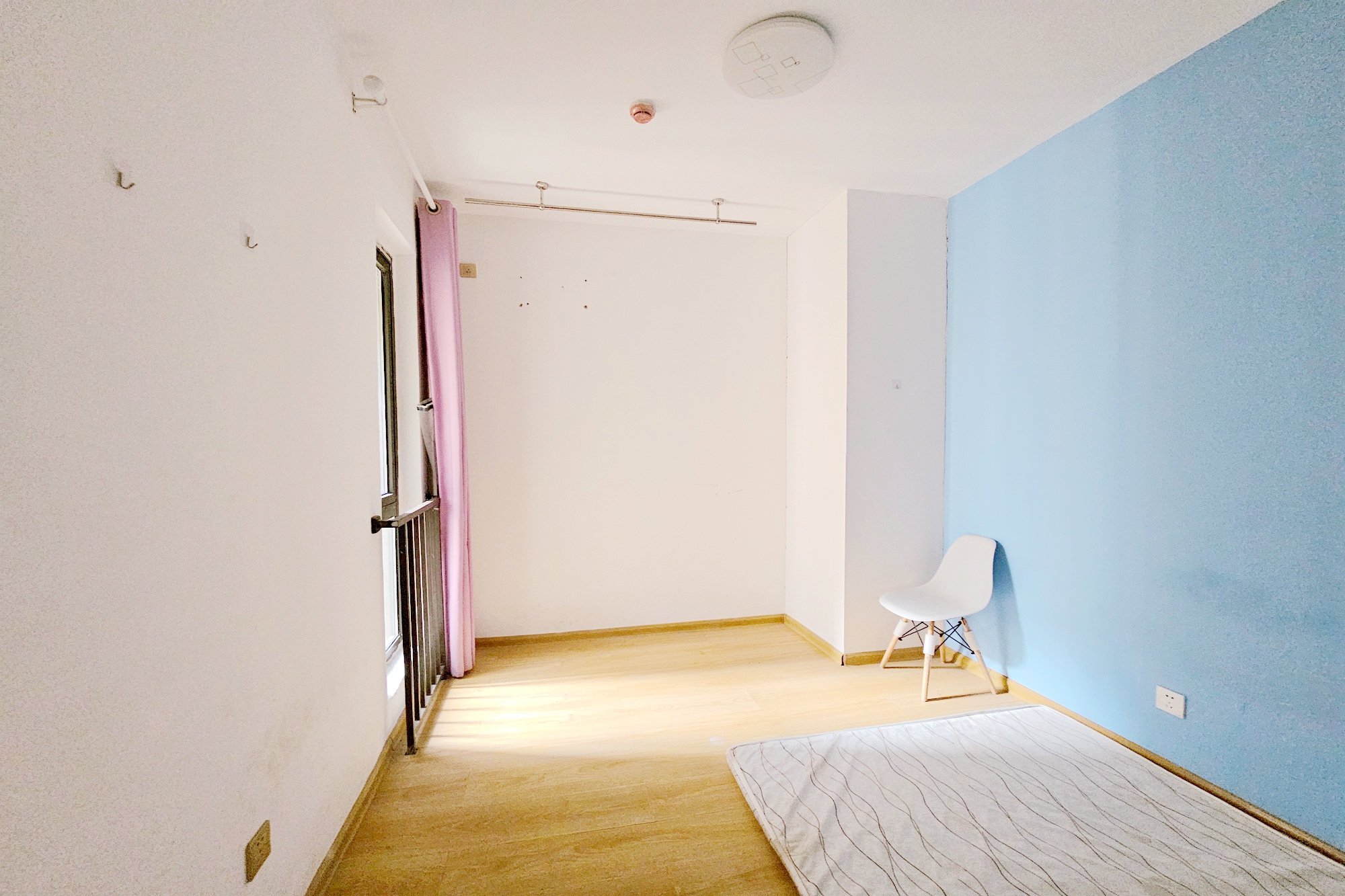 明昇壹城(明昇时代广场)二期  3室2厅2卫    140.0万 明昇壹城(明昇时代广场)二期  3室2厅2卫    140.0万卧室