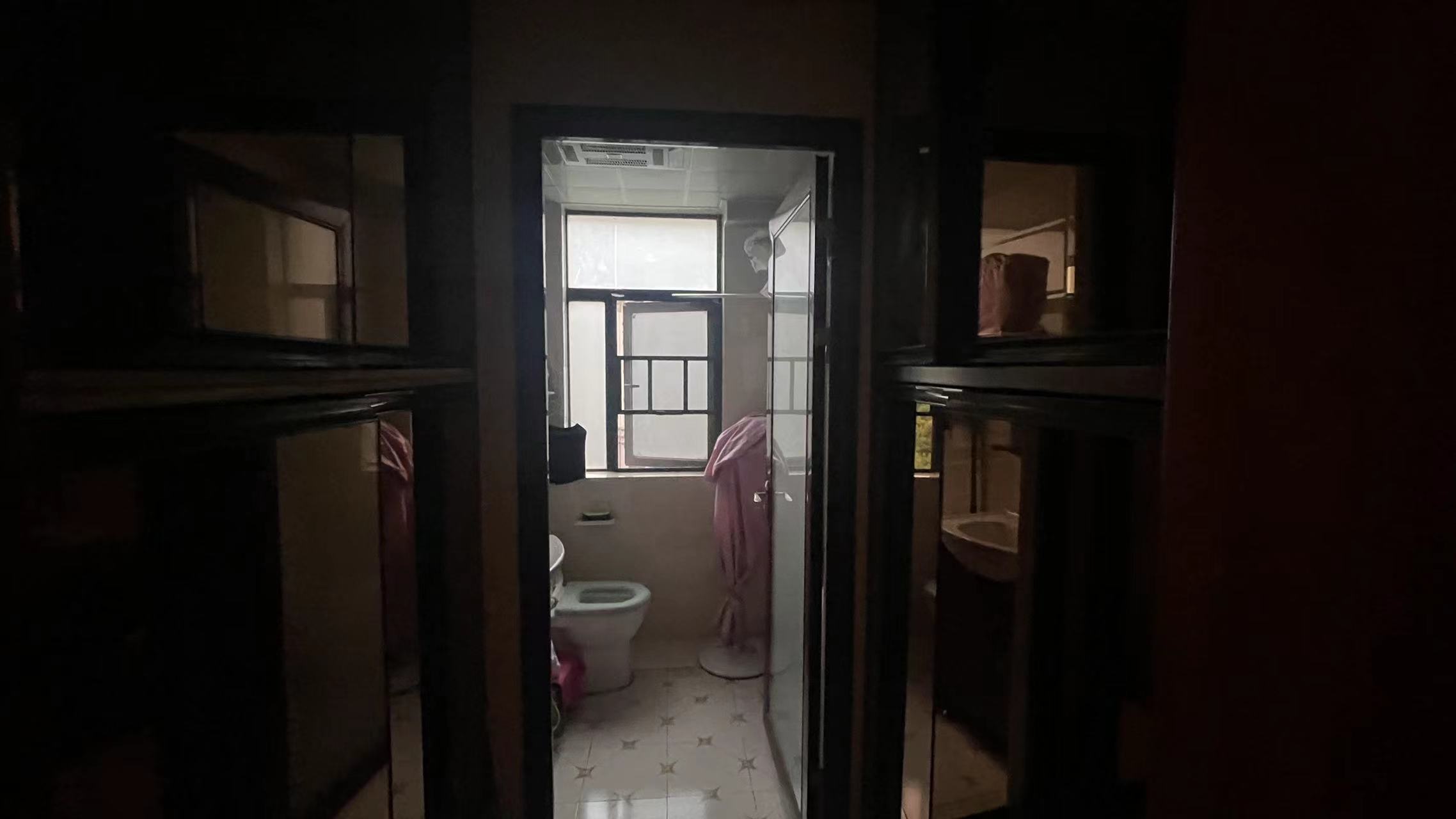 经世龙城 3室2厅2卫 69.8万 经世龙城 3室2厅2卫 69.8万室内图