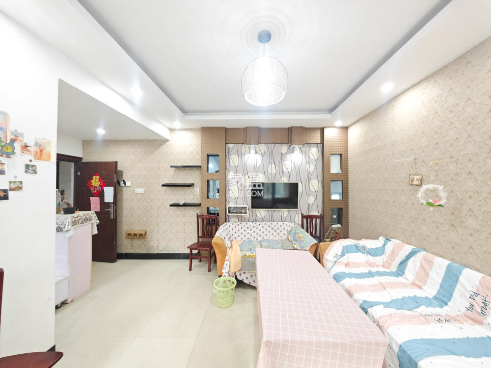 世纪桃花苑  1室1厅1卫    40.0万