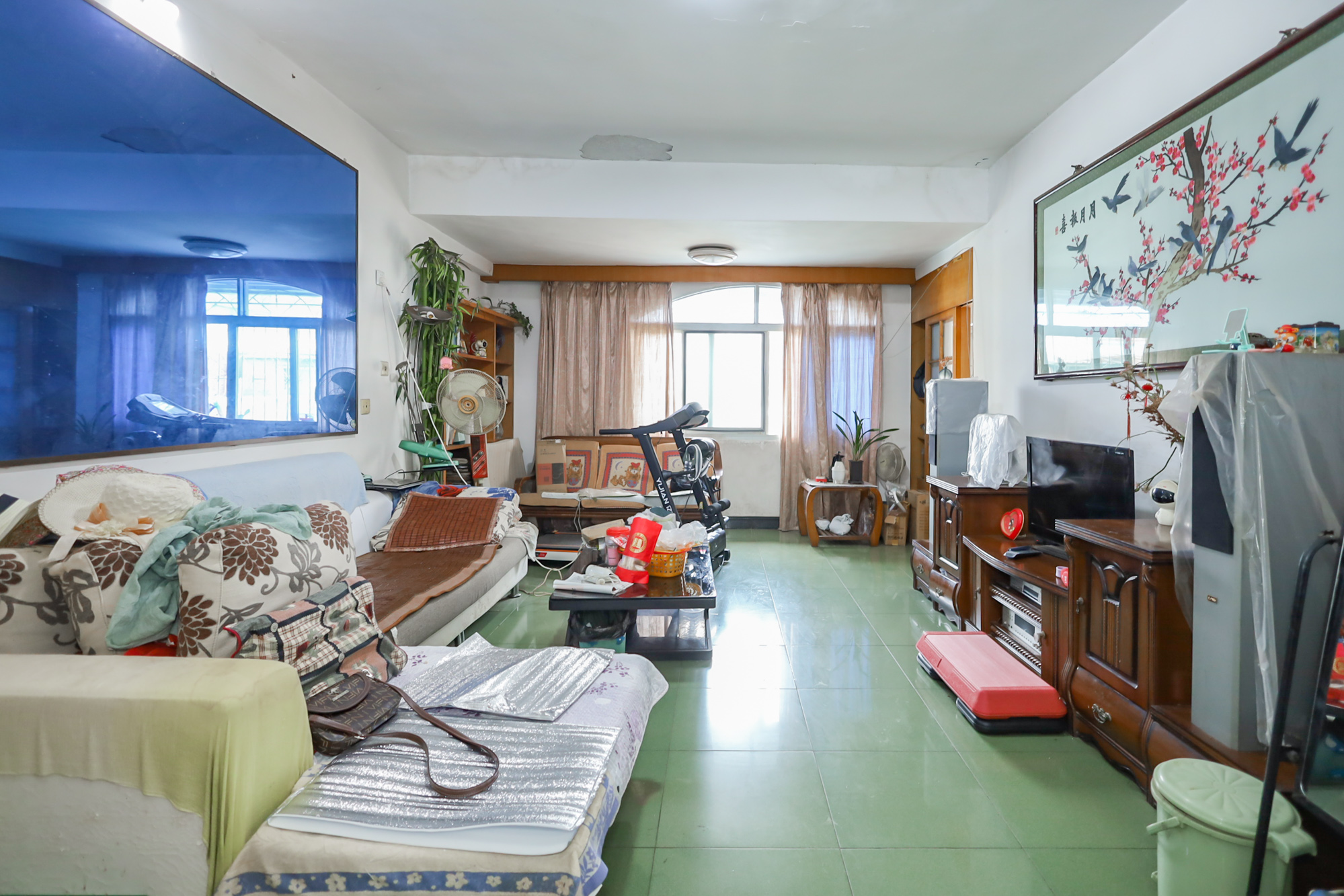 工商银行宿舍  3室2厅2卫    75.0万 工商银行宿舍  3室2厅2卫    75.0万