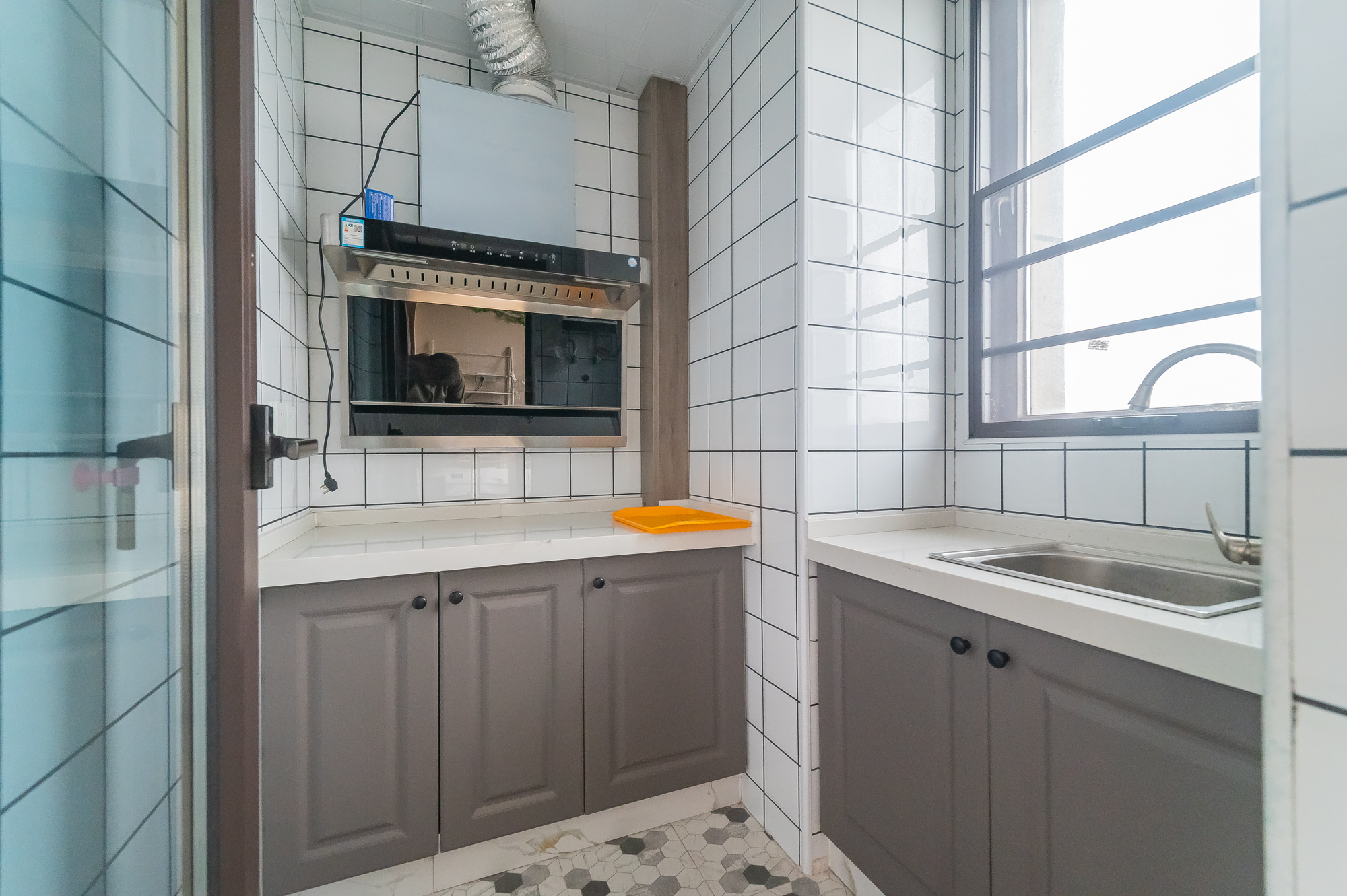 国泰九龙湾  1室1厅1卫    32.0万 国泰九龙湾  1室1厅1卫    32.0万厨房