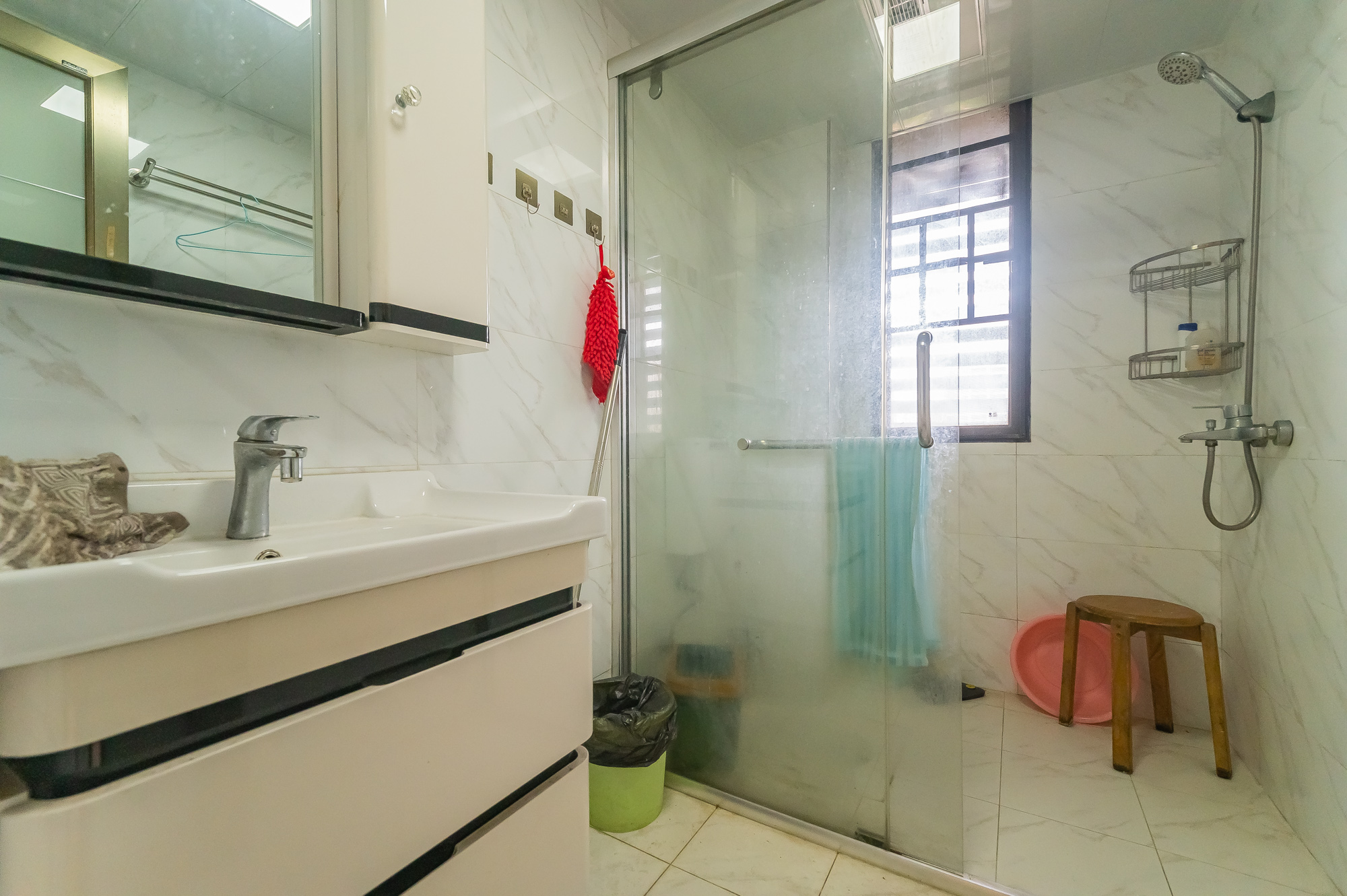 星湖湾一期高层 4室2厅2卫 115.8万 星湖湾一期高层 4室2厅2卫 115.8万卫生间