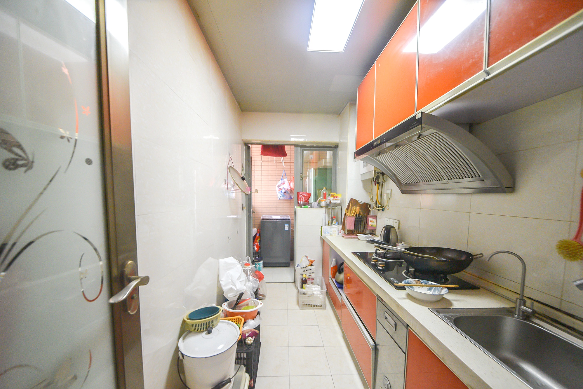 新城新世界一二三期  2室2厅1卫    85.0万 新城新世界一二三期  2室2厅1卫    85.0万厨房