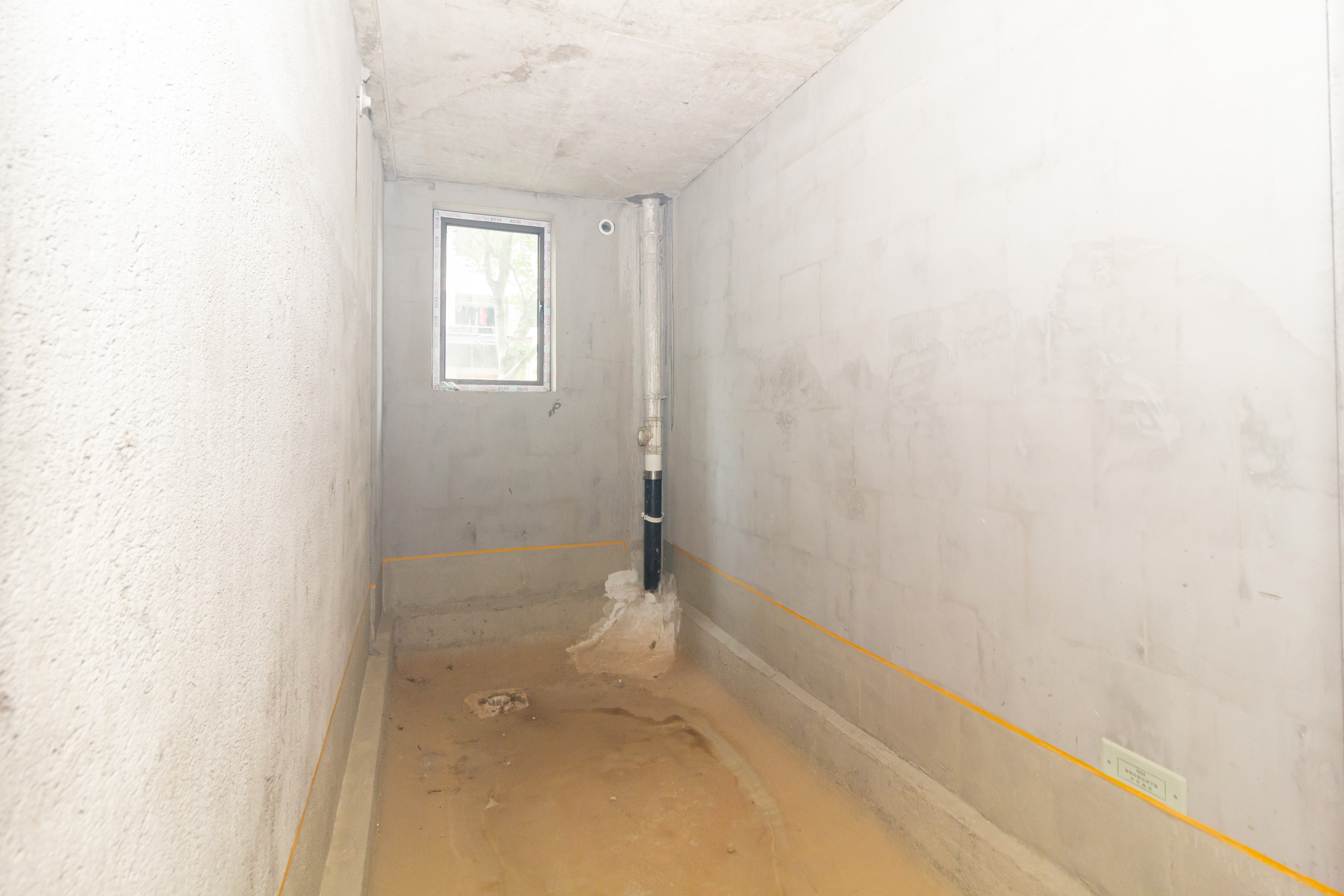 中交中央公园D3区 4室2厅1卫 228.0万 中交中央公园D3区 4室2厅1卫 228.0万卫生间