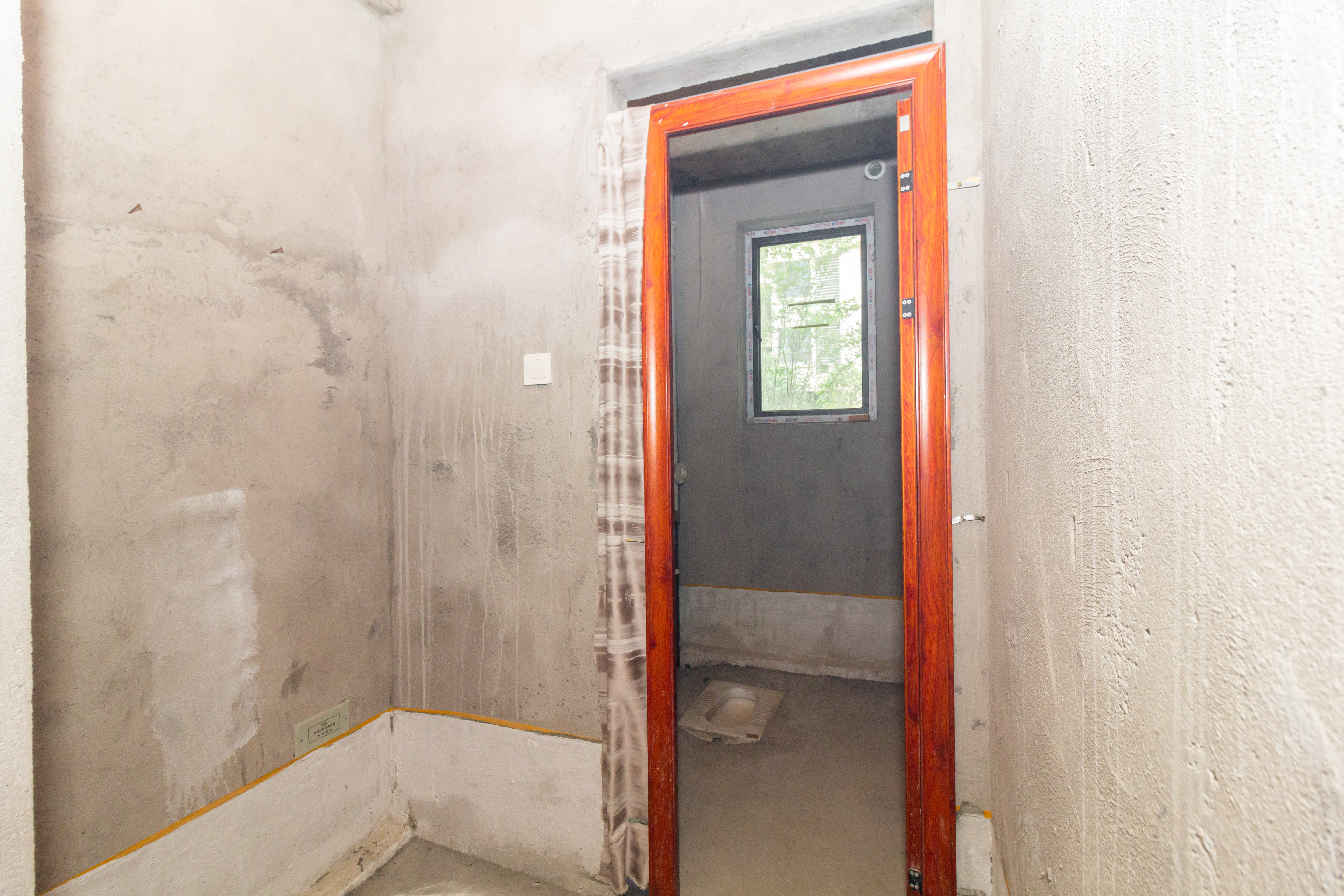 中交中央公园D3区 4室2厅1卫 228.0万 中交中央公园D3区 4室2厅1卫 228.0万卫生间