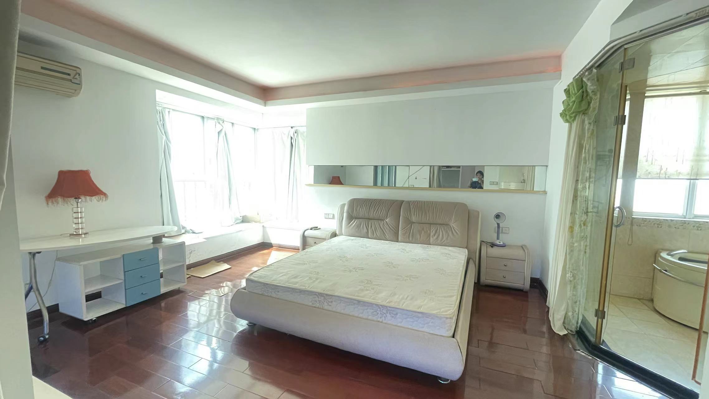 四季花园  4室2厅2卫    85.0万 四季花园  4室2厅2卫    85.0万室内图