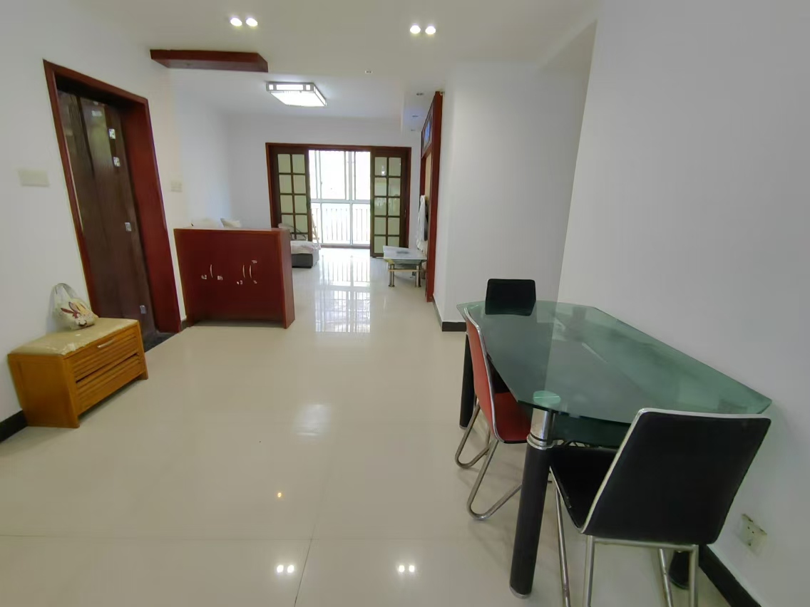 新城壹号 3室2厅2卫 30.0万 新城壹号 3室2厅2卫 30.0万室内图