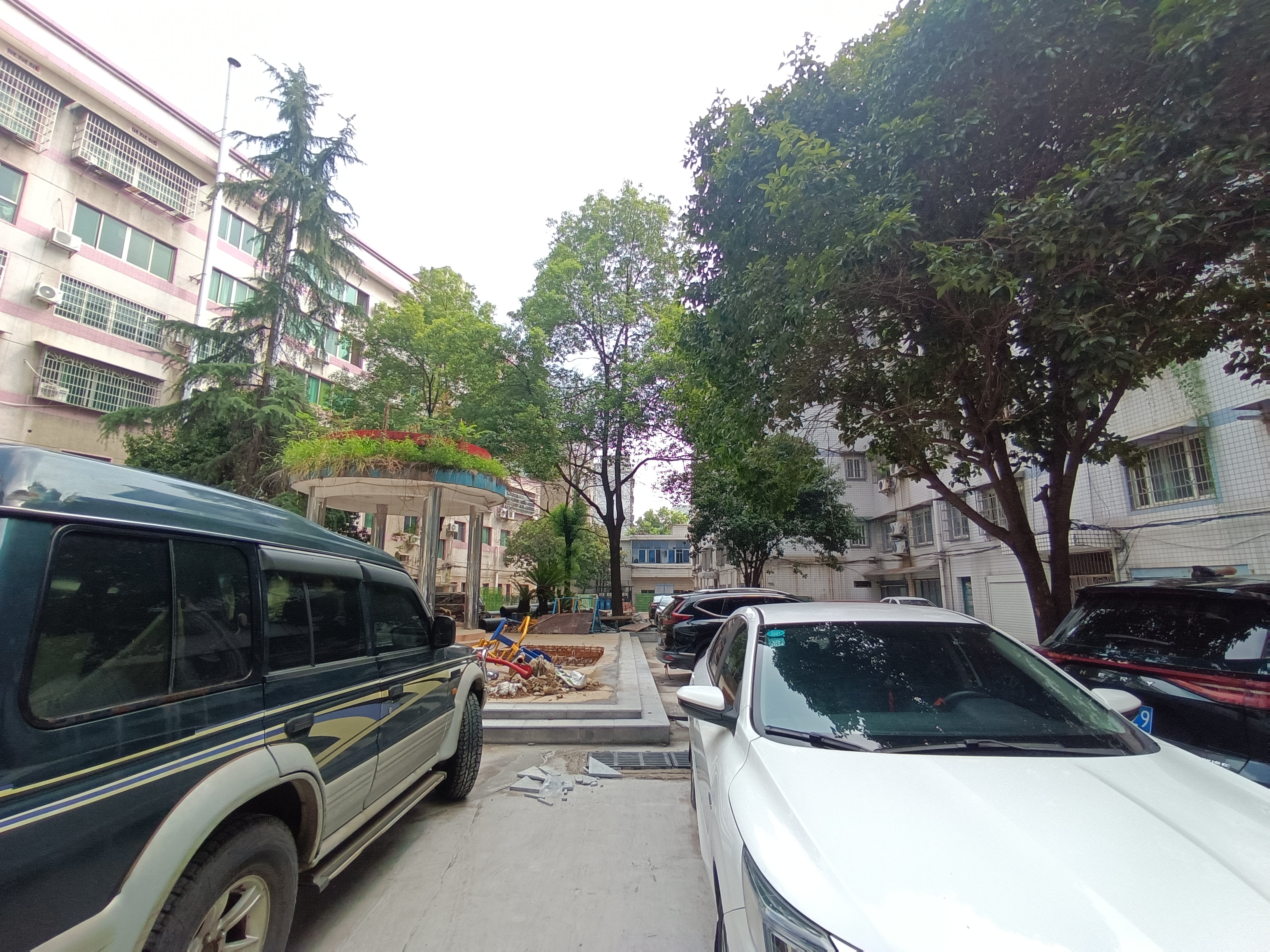 天元区金丰小区 3室2厅2卫 35.0万 天元区金丰小区 3室2厅2卫 35.0万小区图