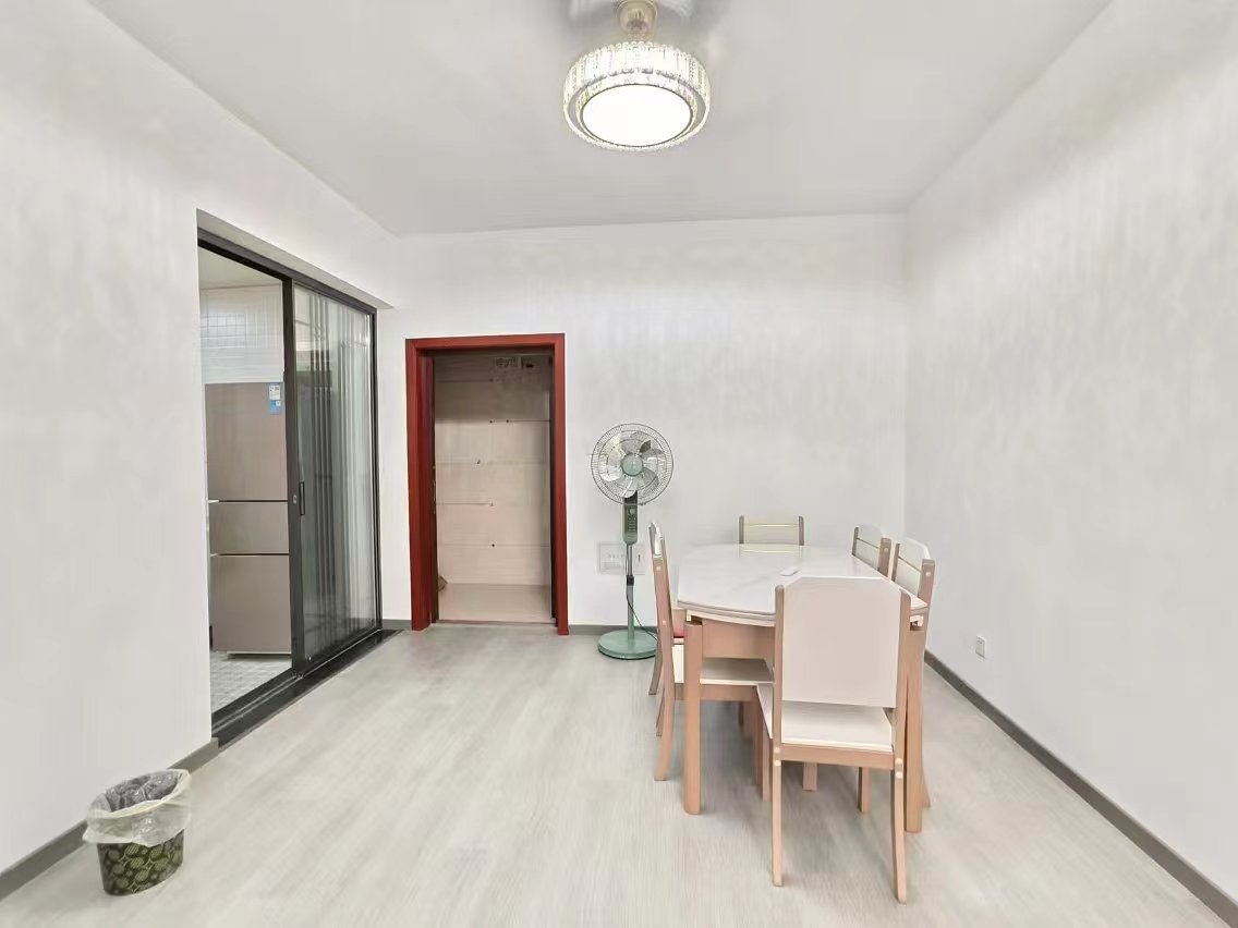 水岸花城(翠堤湾) 2室2厅1卫 40.8万 水岸花城(翠堤湾) 2室2厅1卫 40.8万室内图