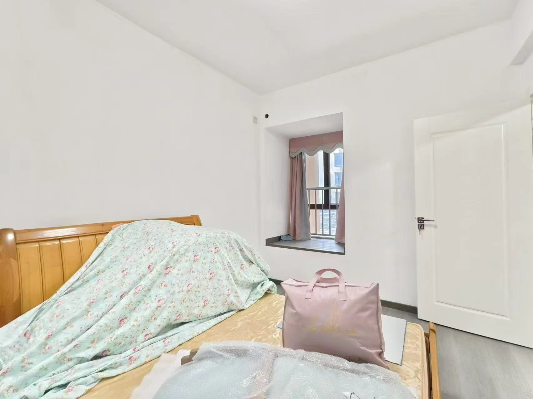 水岸花城(翠堤湾) 2室2厅1卫 40.8万 水岸花城(翠堤湾) 2室2厅1卫 40.8万室内图