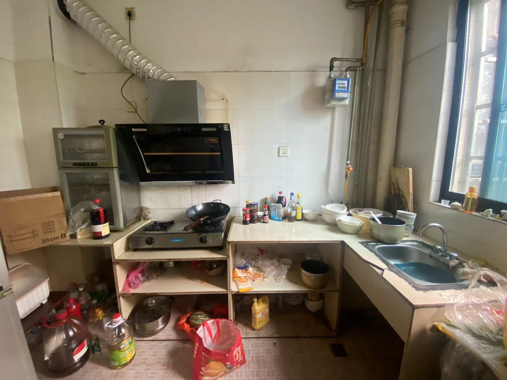 百江明珠  3室1厅1卫    45.0万 百江明珠  3室1厅1卫    45.0万室内图