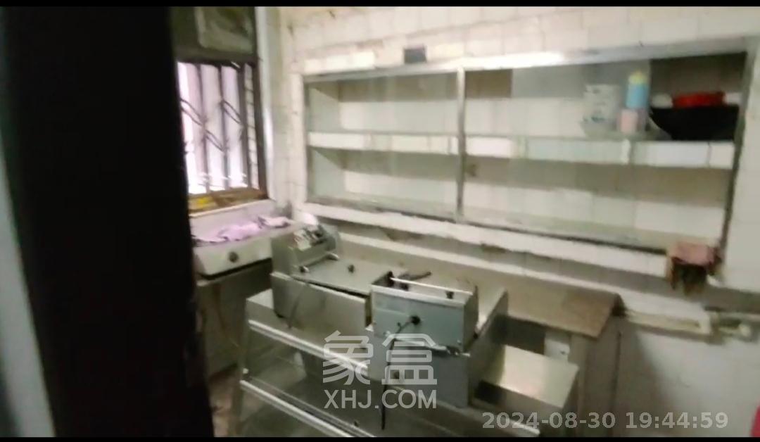 三贵街  2室1厅2卫   2600.00元/月室内图