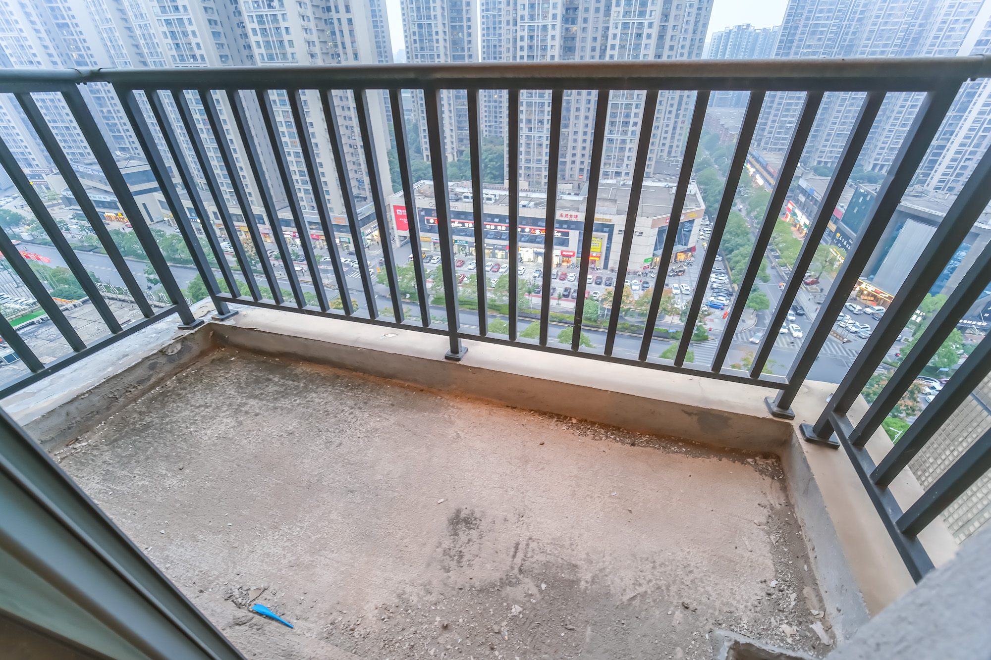 湖湘奥林匹克花园  3室2厅2卫    75.8万 湖湘奥林匹克花园  3室2厅2卫    75.8万阳台