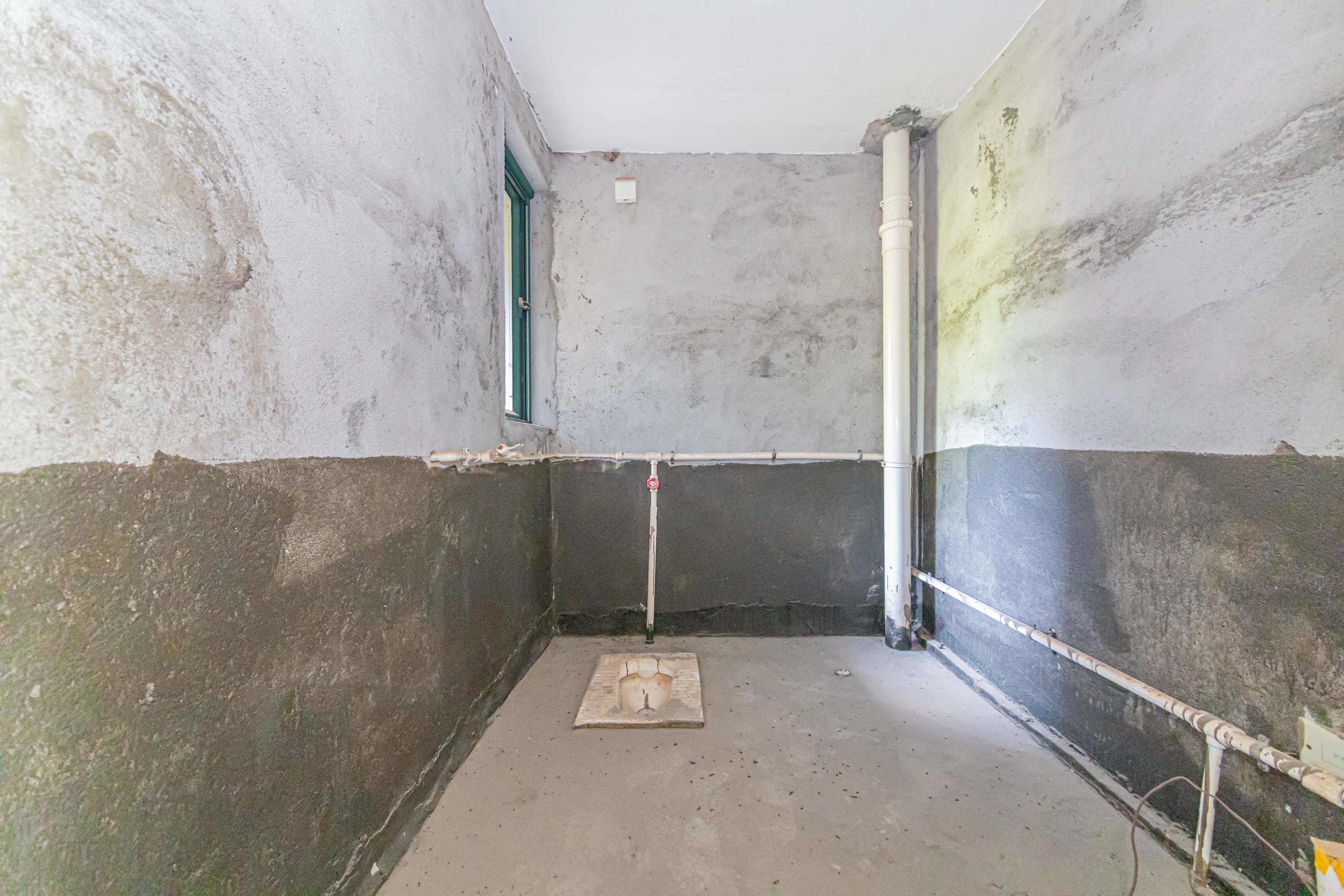 银桂苑  3室2厅2卫    106.0万卫生间