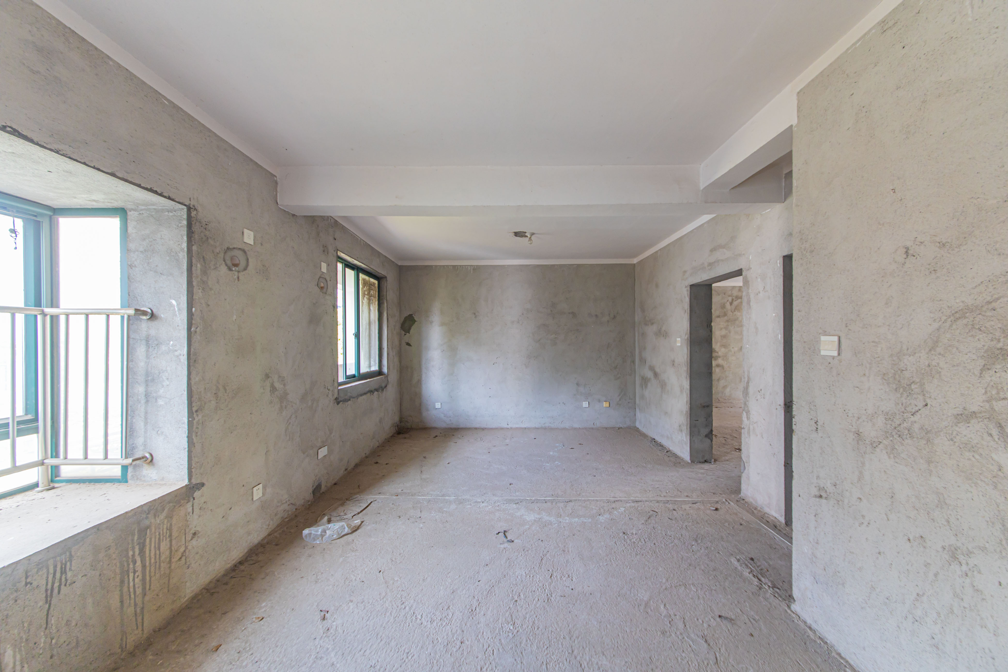 银桂苑  3室2厅2卫    106.0万卧室