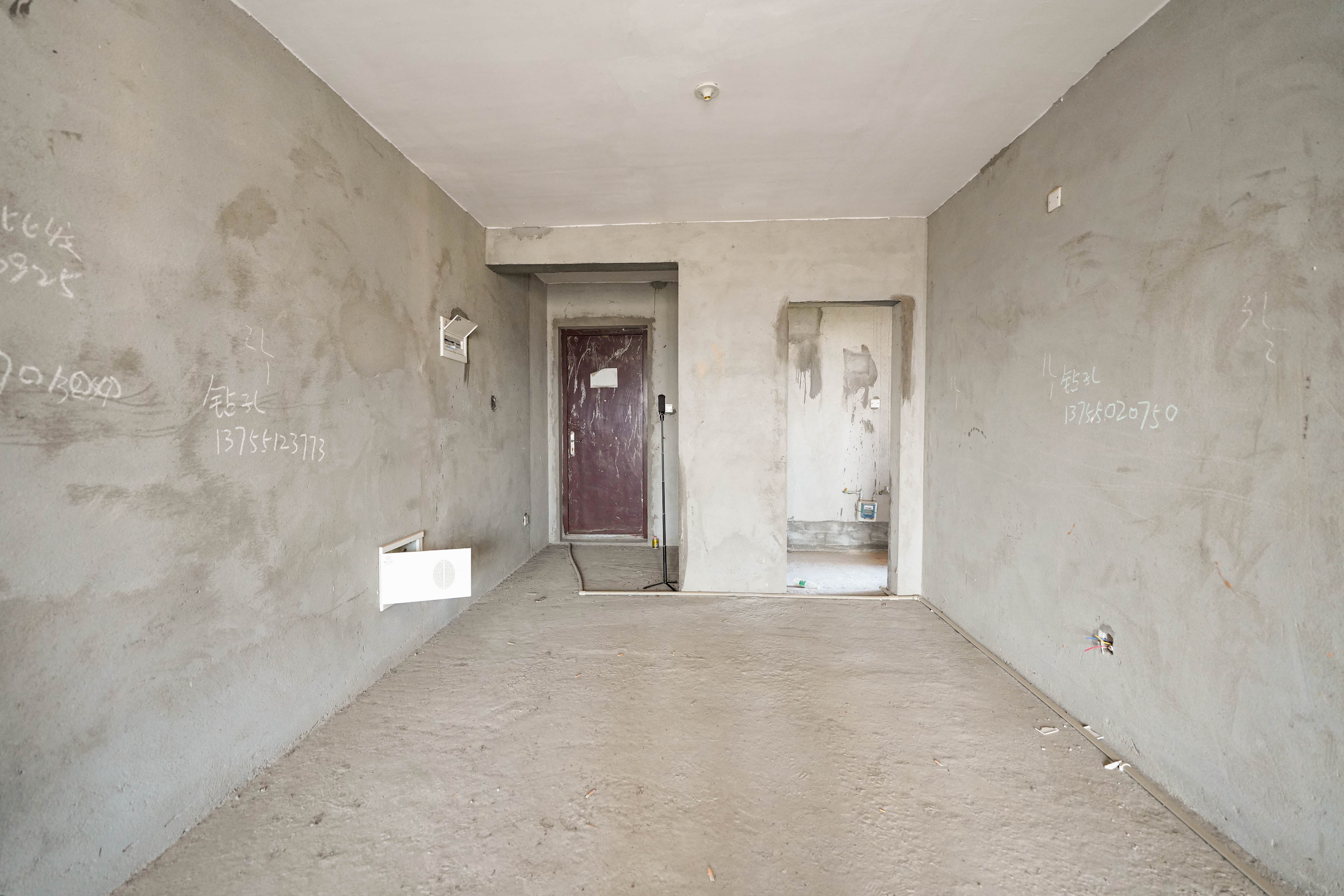 佳兆业君汇上品  1室2厅1卫    36.8万 佳兆业君汇上品  1室2厅1卫    36.8万客厅