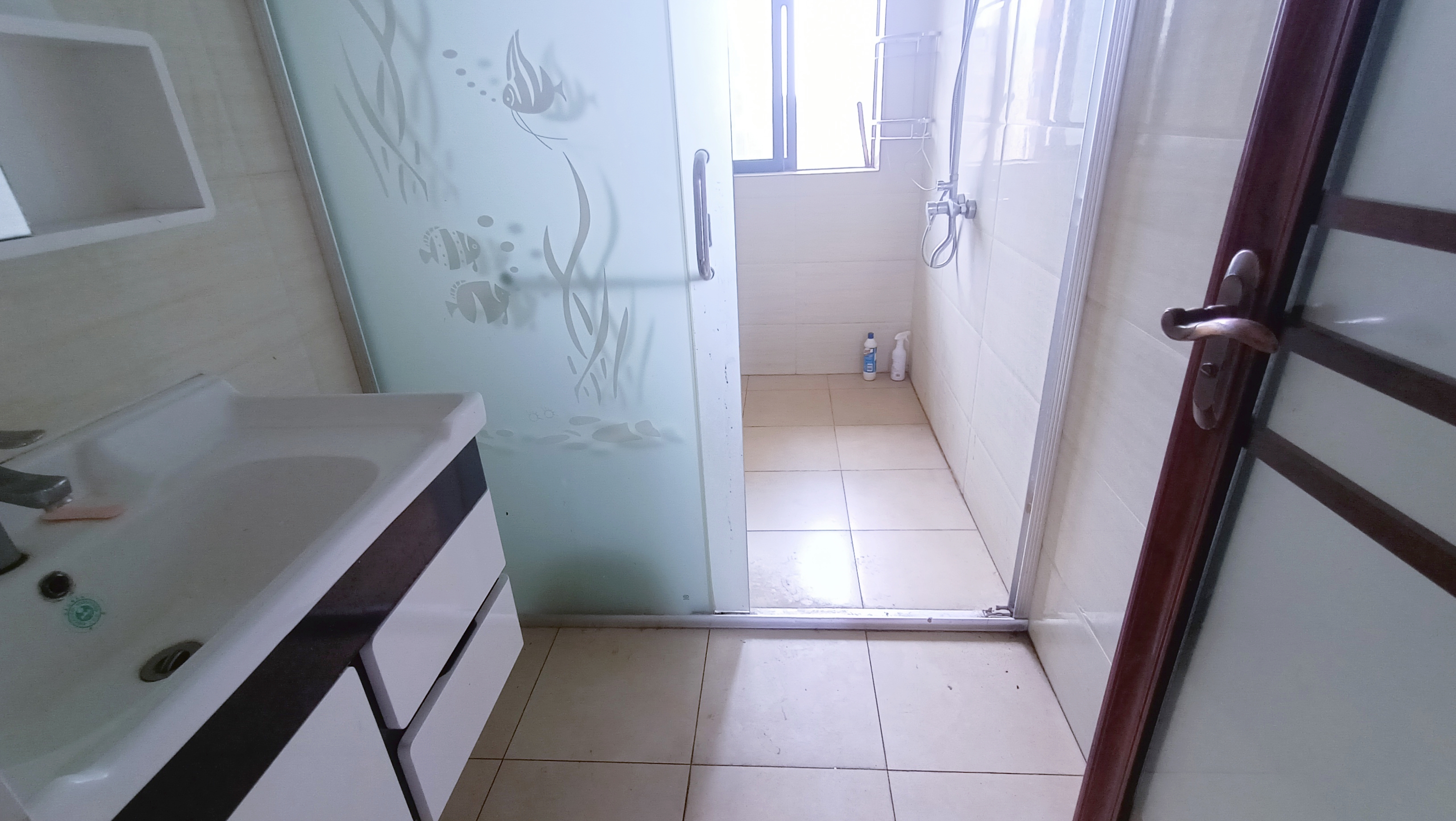 兰天一村 3室2厅2卫 52.8万 兰天一村 3室2厅2卫 52.8万室内图