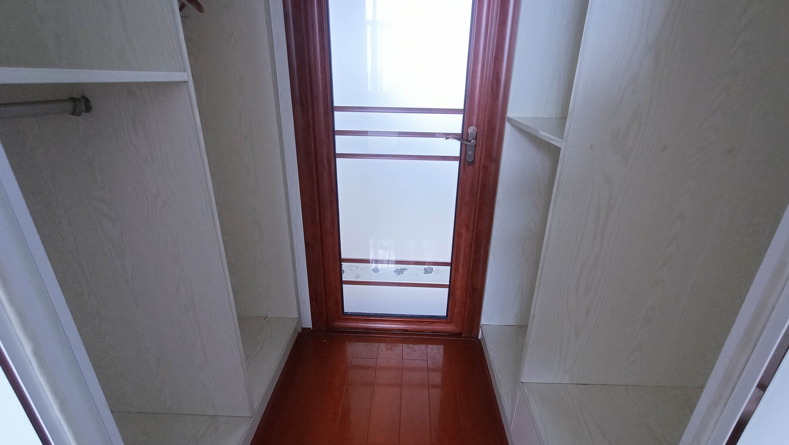 兰天一村 3室2厅2卫 52.8万 兰天一村 3室2厅2卫 52.8万室内图