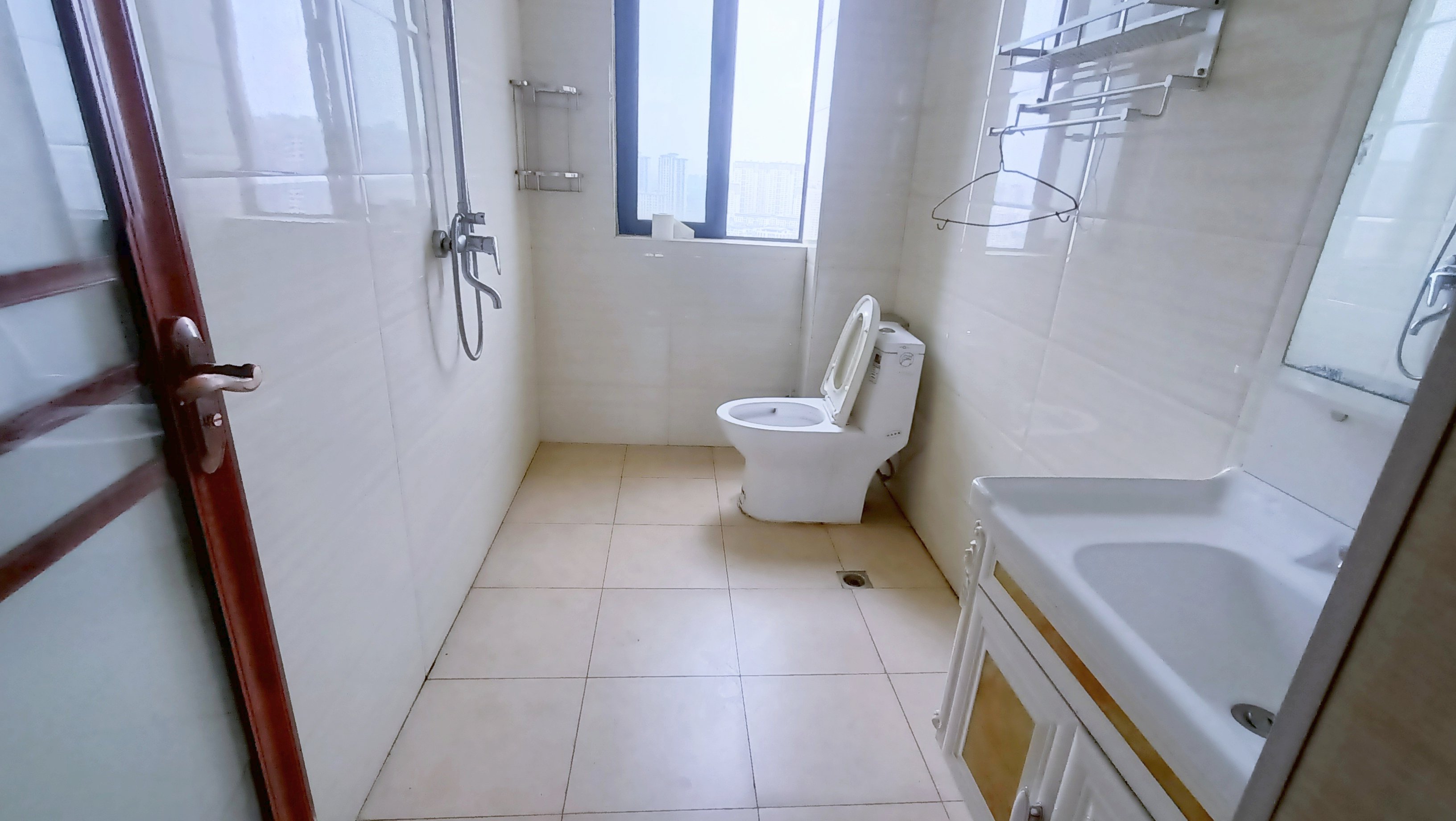 兰天一村 3室2厅2卫 52.8万 兰天一村 3室2厅2卫 52.8万室内图