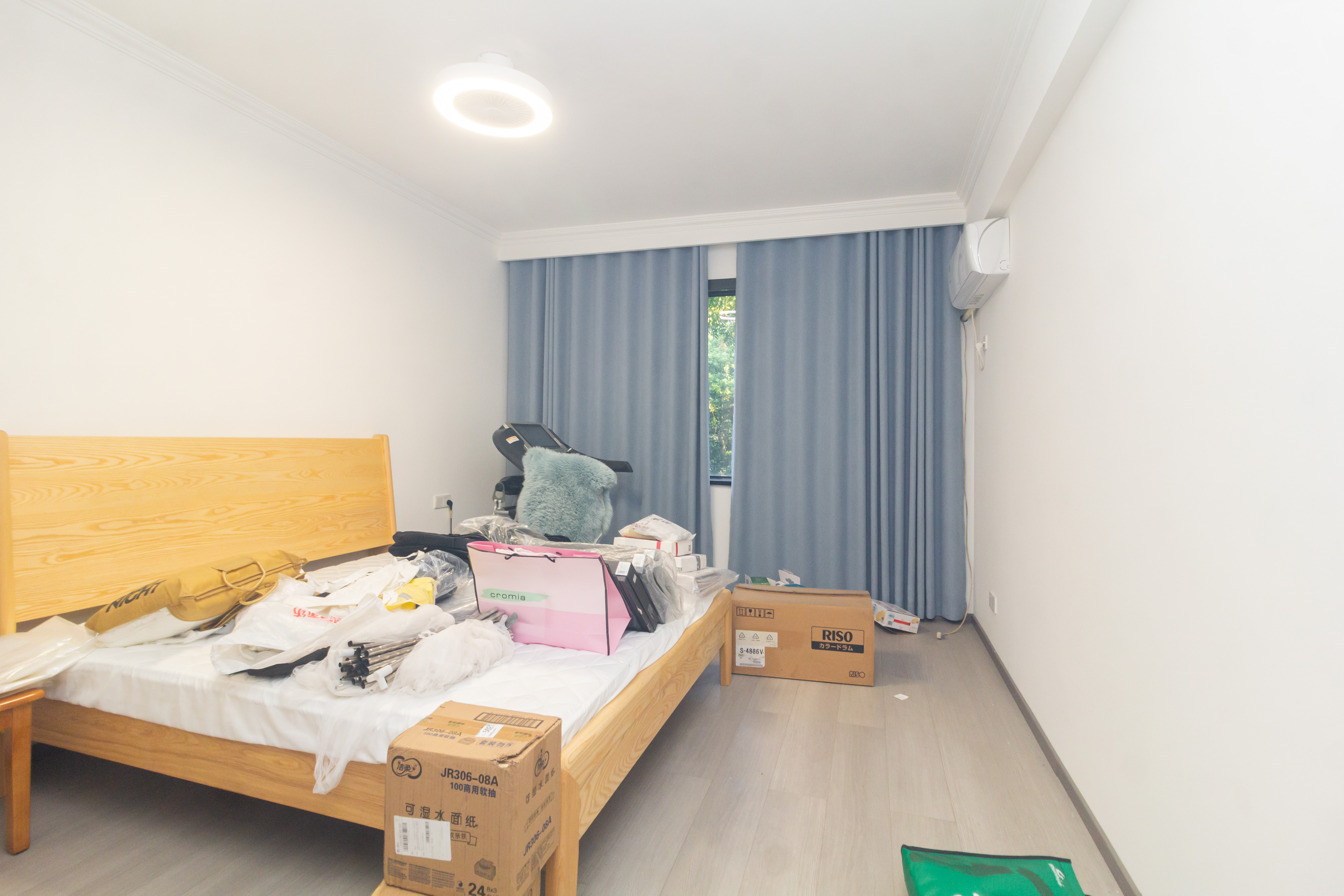 沃家苑 3室2厅2卫 88.0万 沃家苑 3室2厅2卫 88.0万卧室