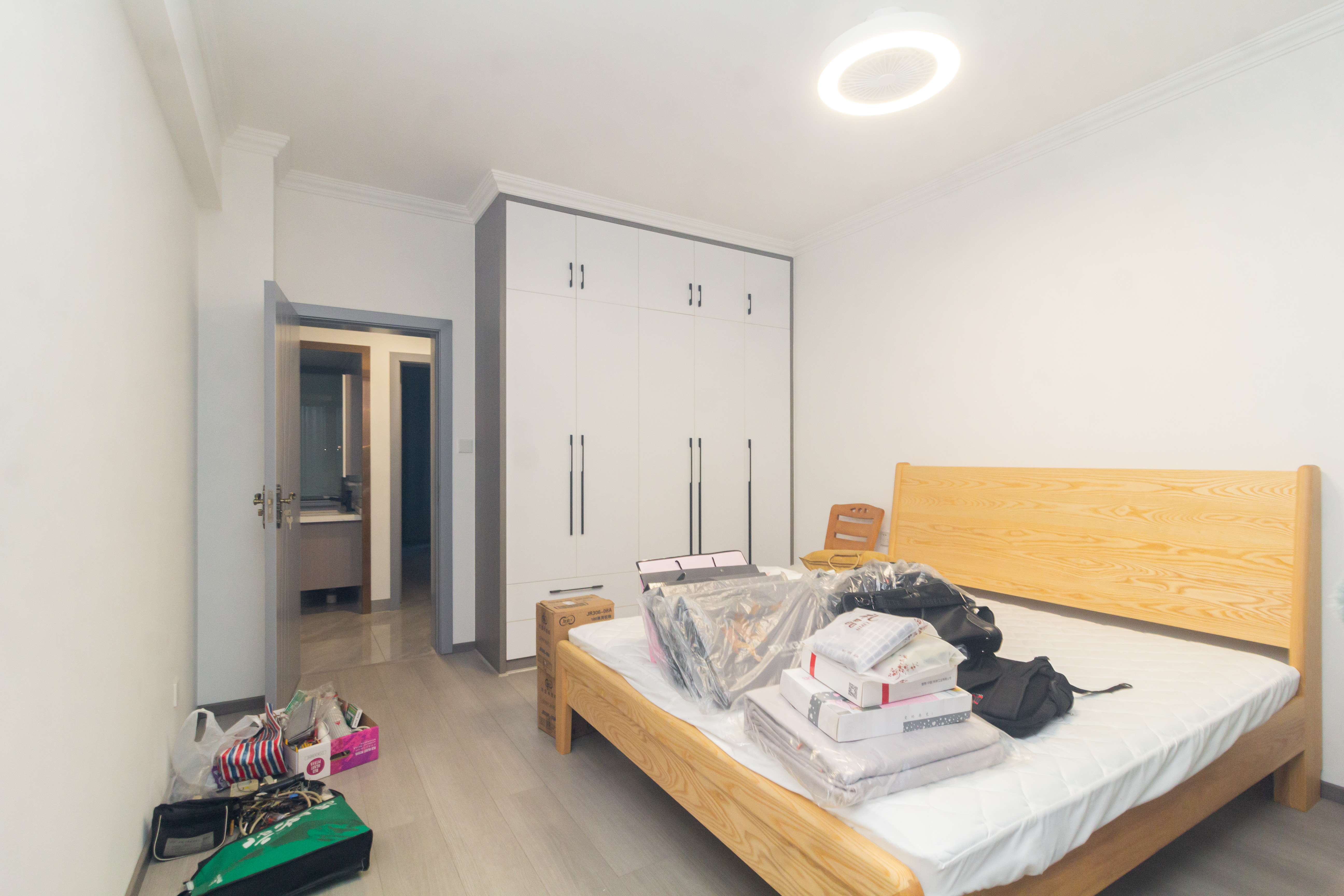 沃家苑 3室2厅2卫 88.0万 沃家苑 3室2厅2卫 88.0万卧室