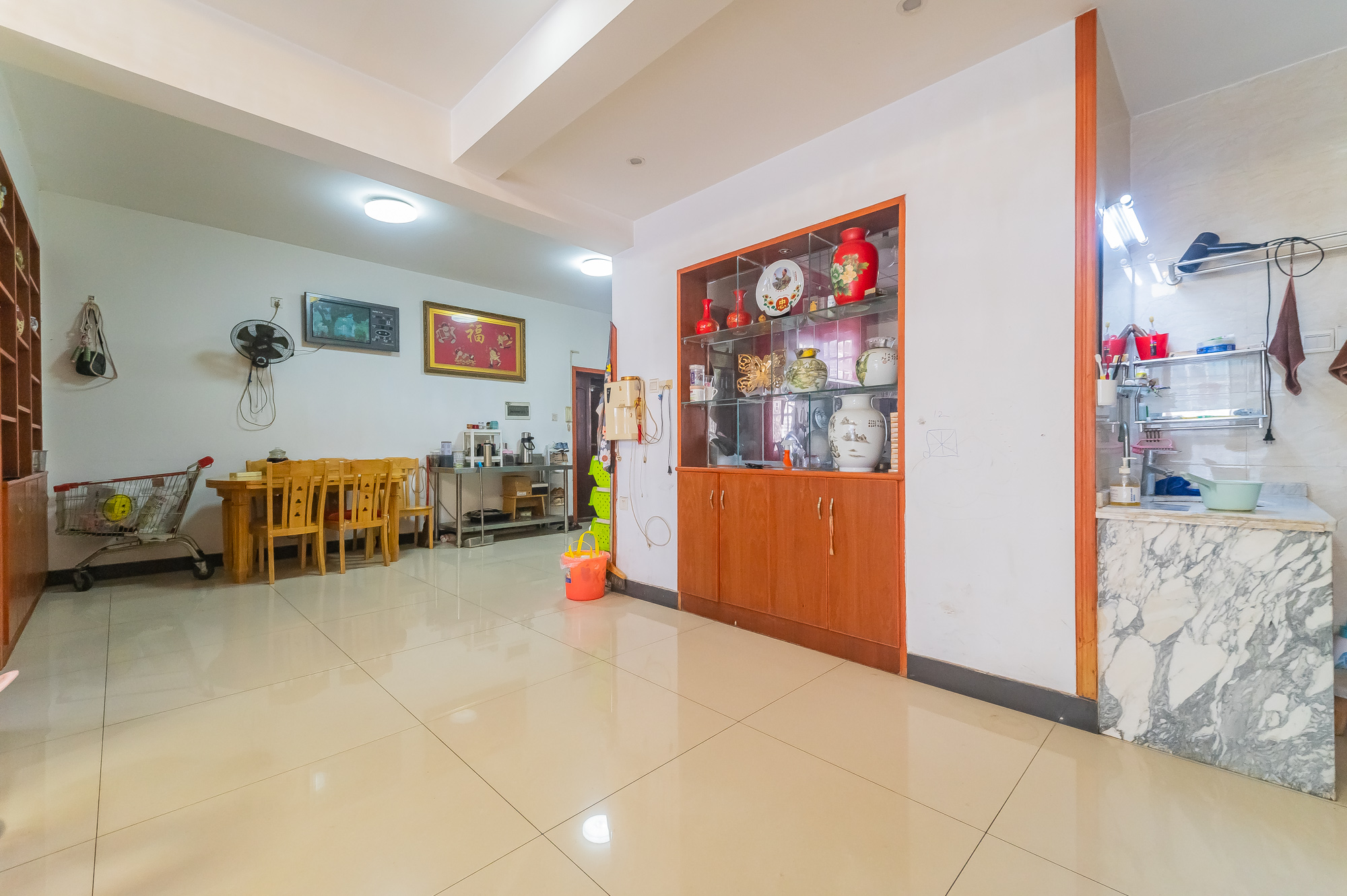 开源鑫景  3室2厅2卫    83.0万其他