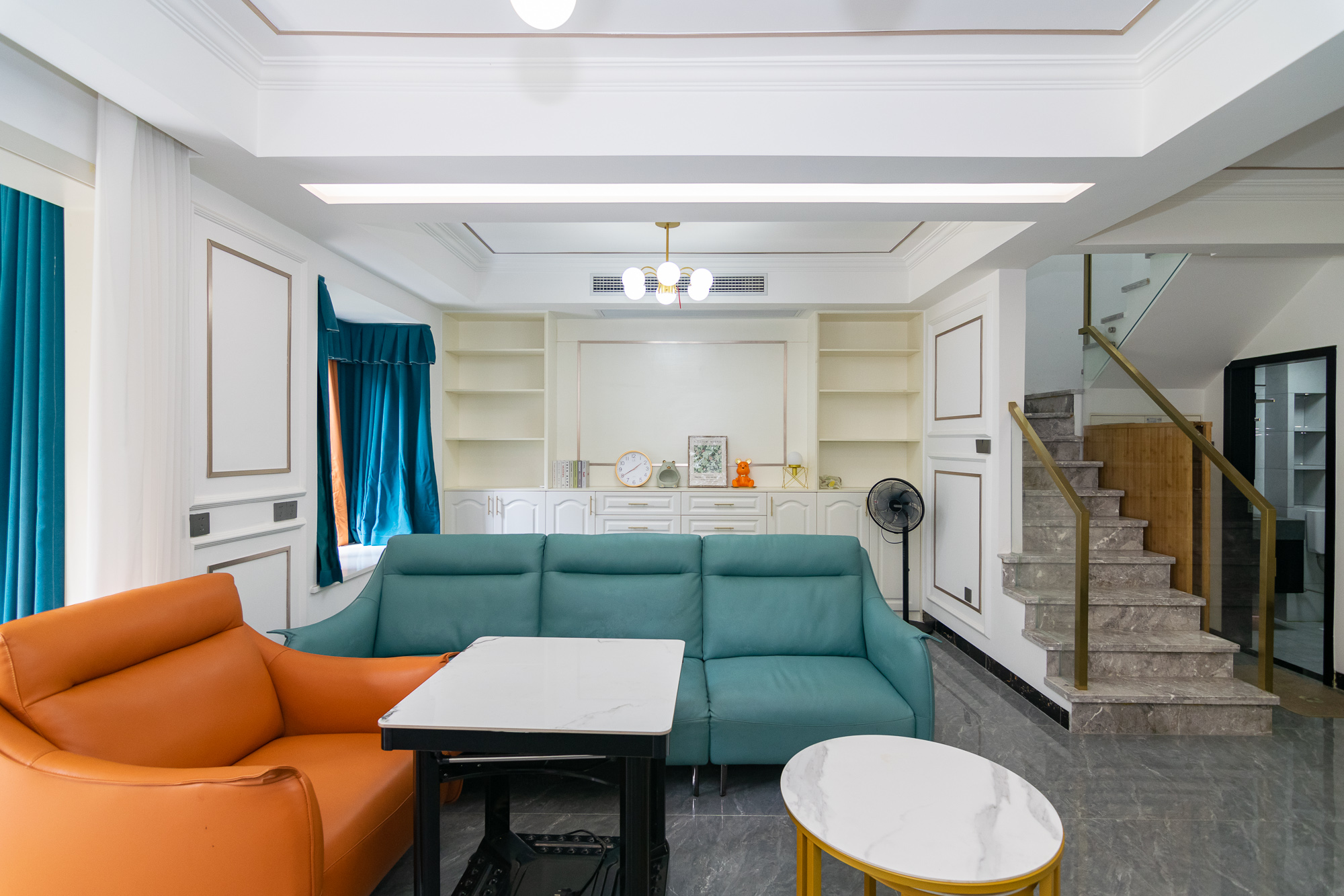 澳海谷山府 4室2厅2卫 103.8万 澳海谷山府 4室2厅2卫 103.8万客厅