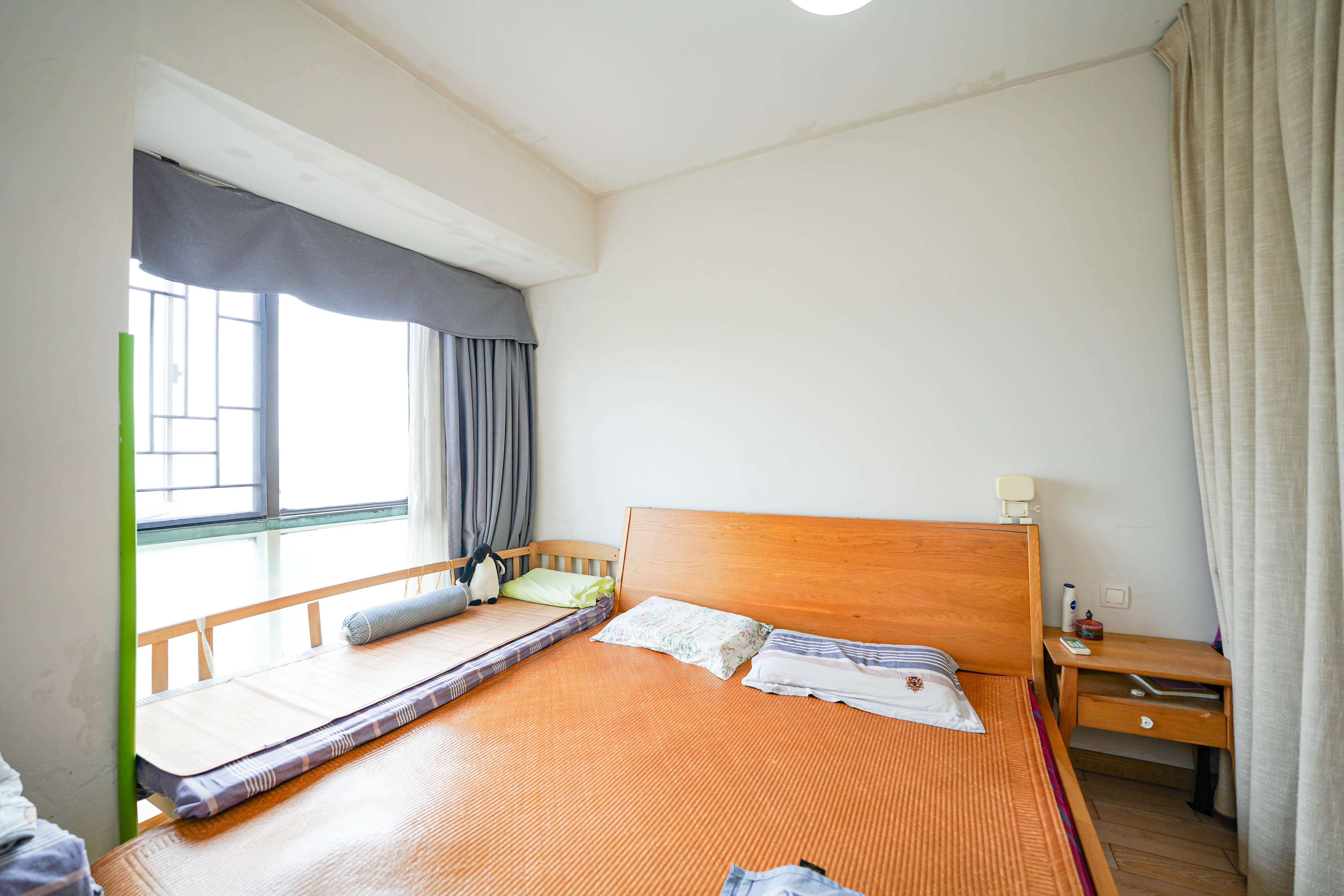 佳兆业水岸新都  2室2厅1卫   48.00万卧室