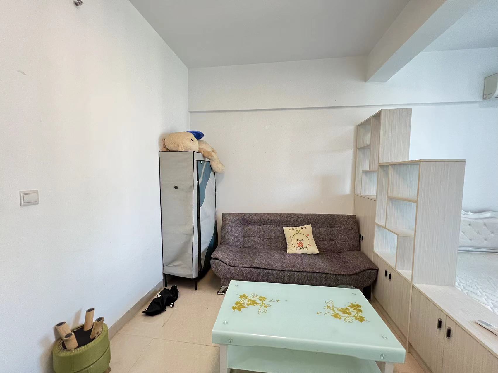 中泰财富湘江 1室1厅1卫 33.0万 中泰财富湘江 1室1厅1卫 33.0万室内图