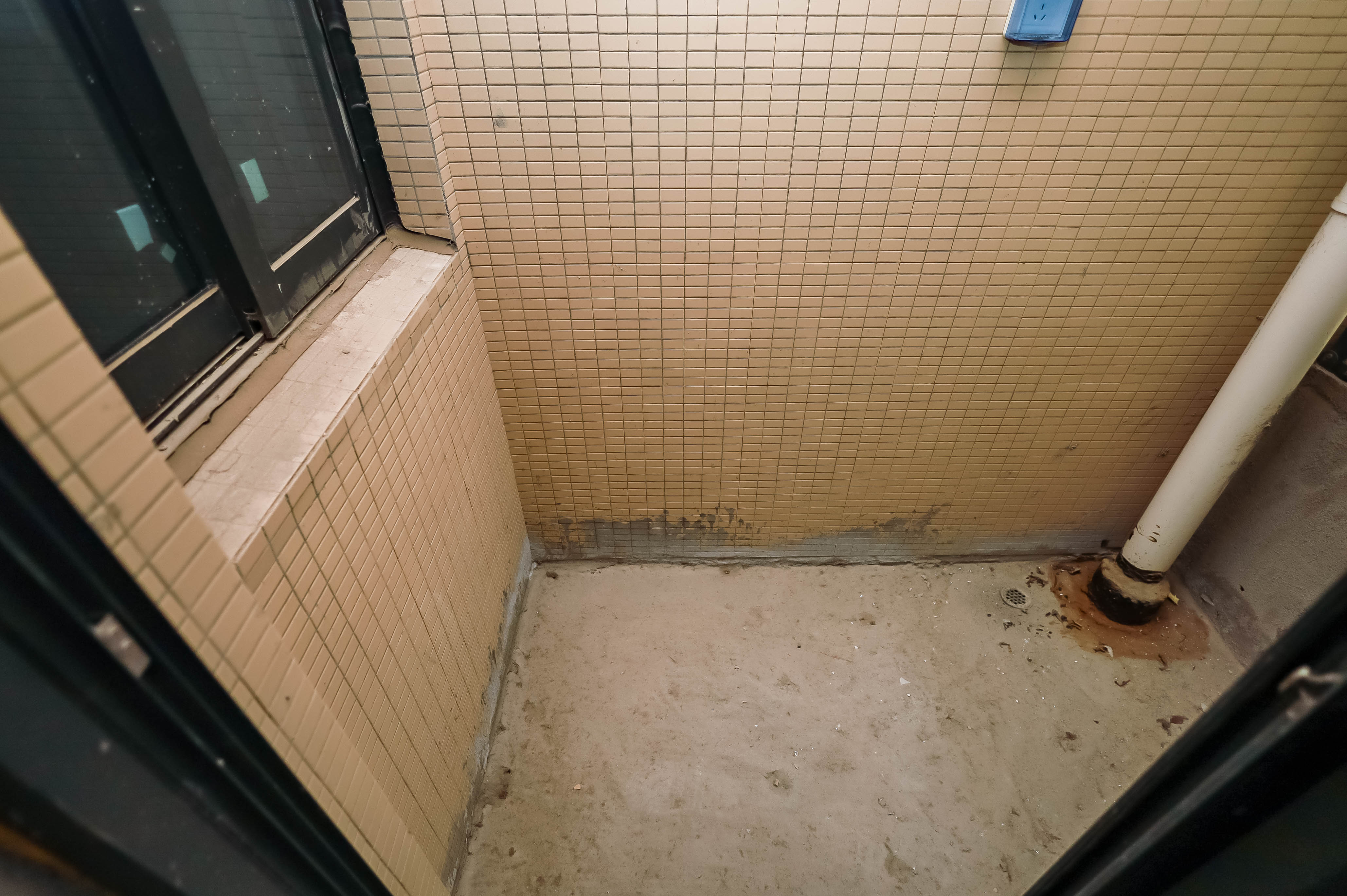 长房云时代  3室2厅1卫   77.50万阳台