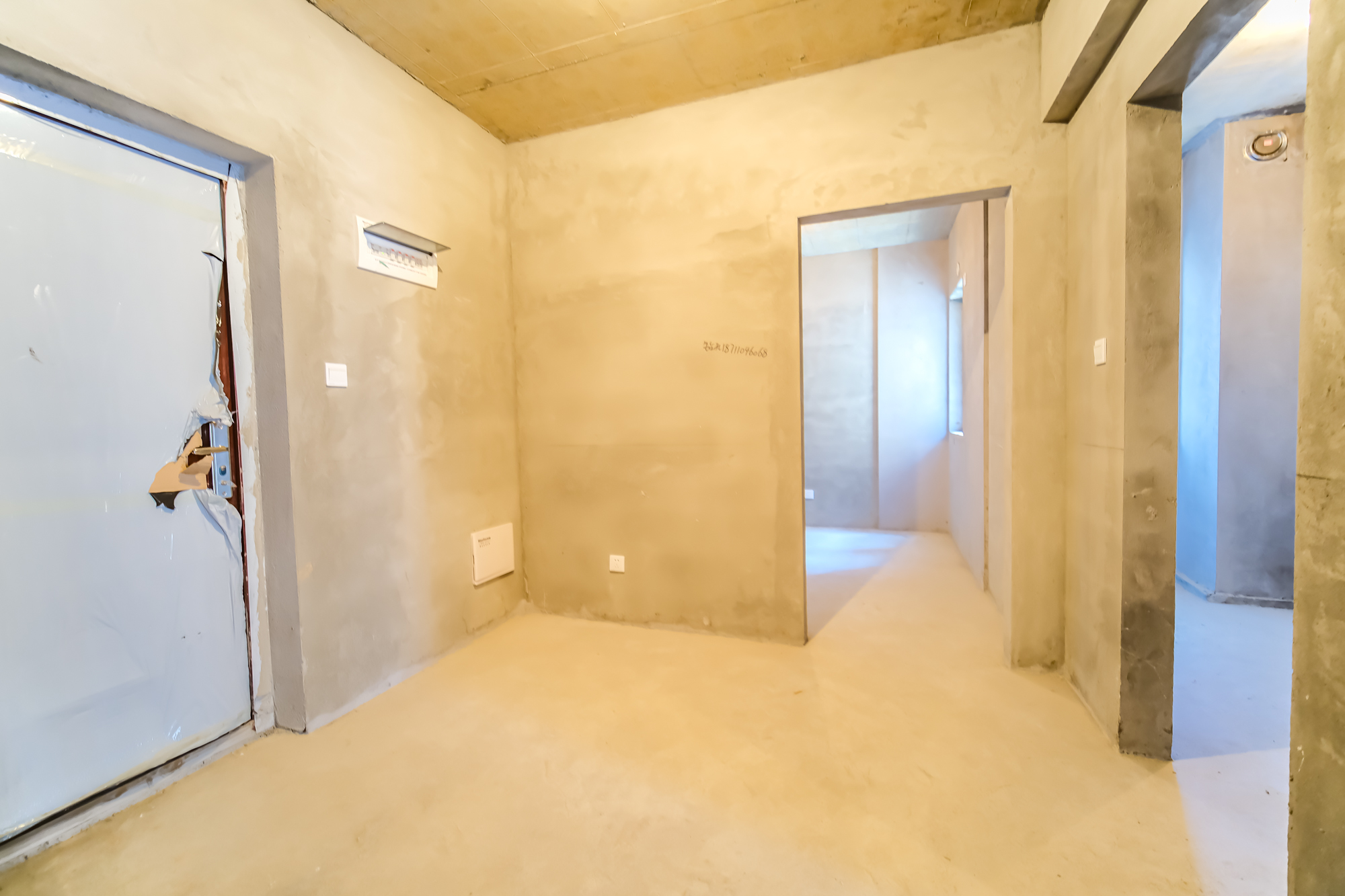 荣盛花语城  3室2厅1卫    58.0万 荣盛花语城  3室2厅1卫    58.0万客厅