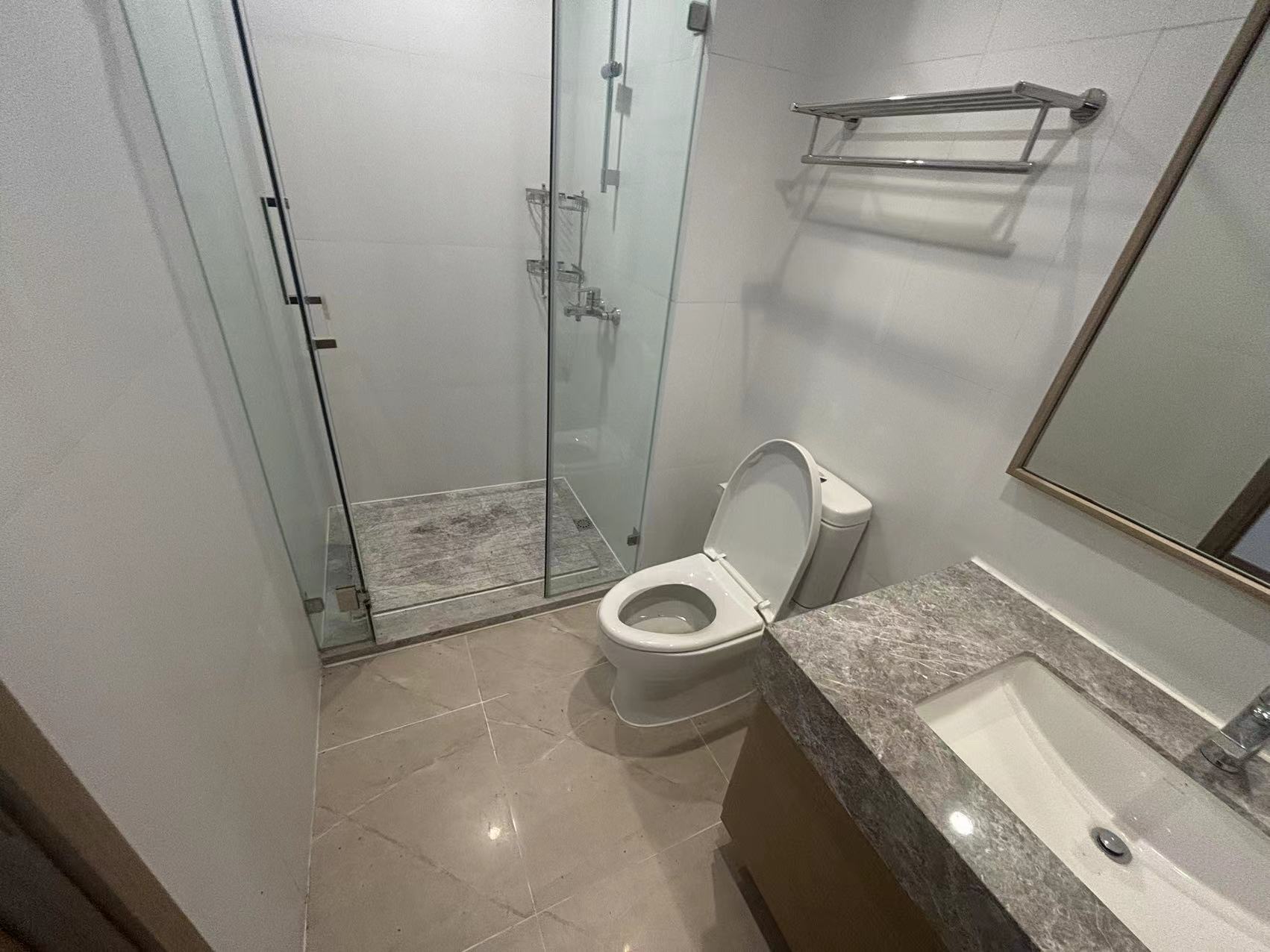 晋合湘水湾六期  3室2厅2卫    102.0万 晋合湘水湾六期  3室2厅2卫    102.0万室内图