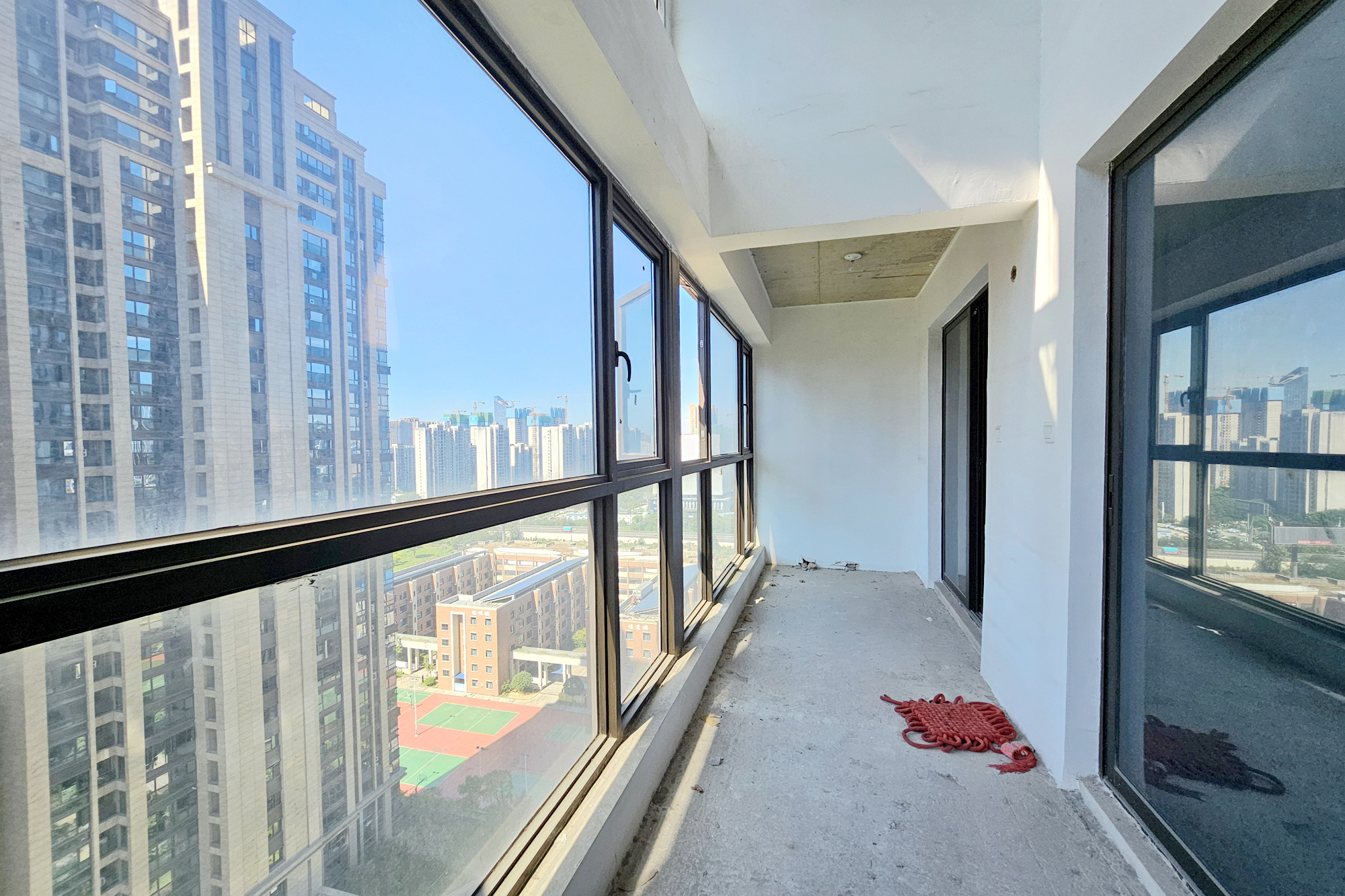 明昇壹城（明昇时代广场）二期  3室2厅2卫    148.0万其他