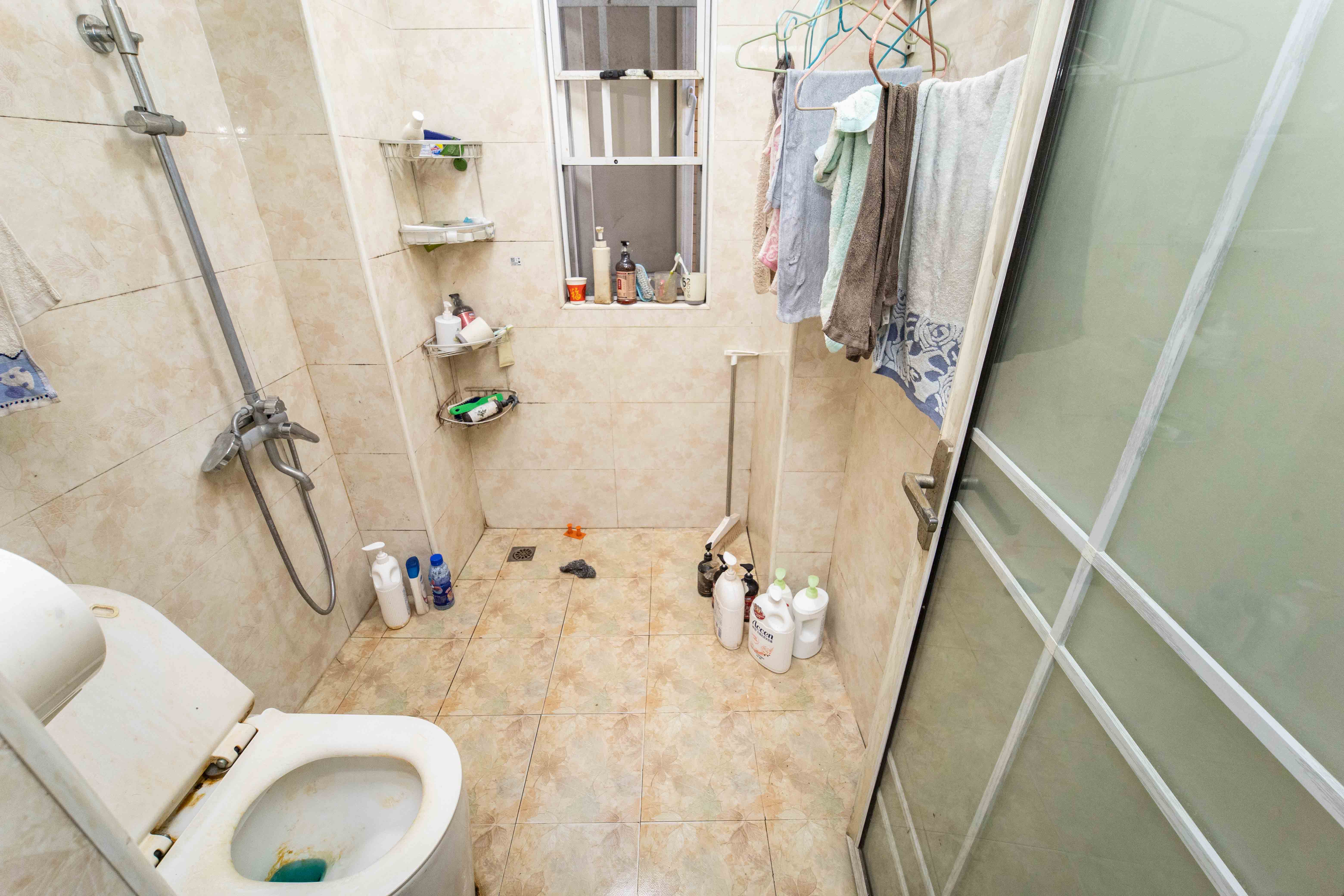 金地格林公馆 3室2厅1卫 92.0万 金地格林公馆 3室2厅1卫 92.0万卫生间