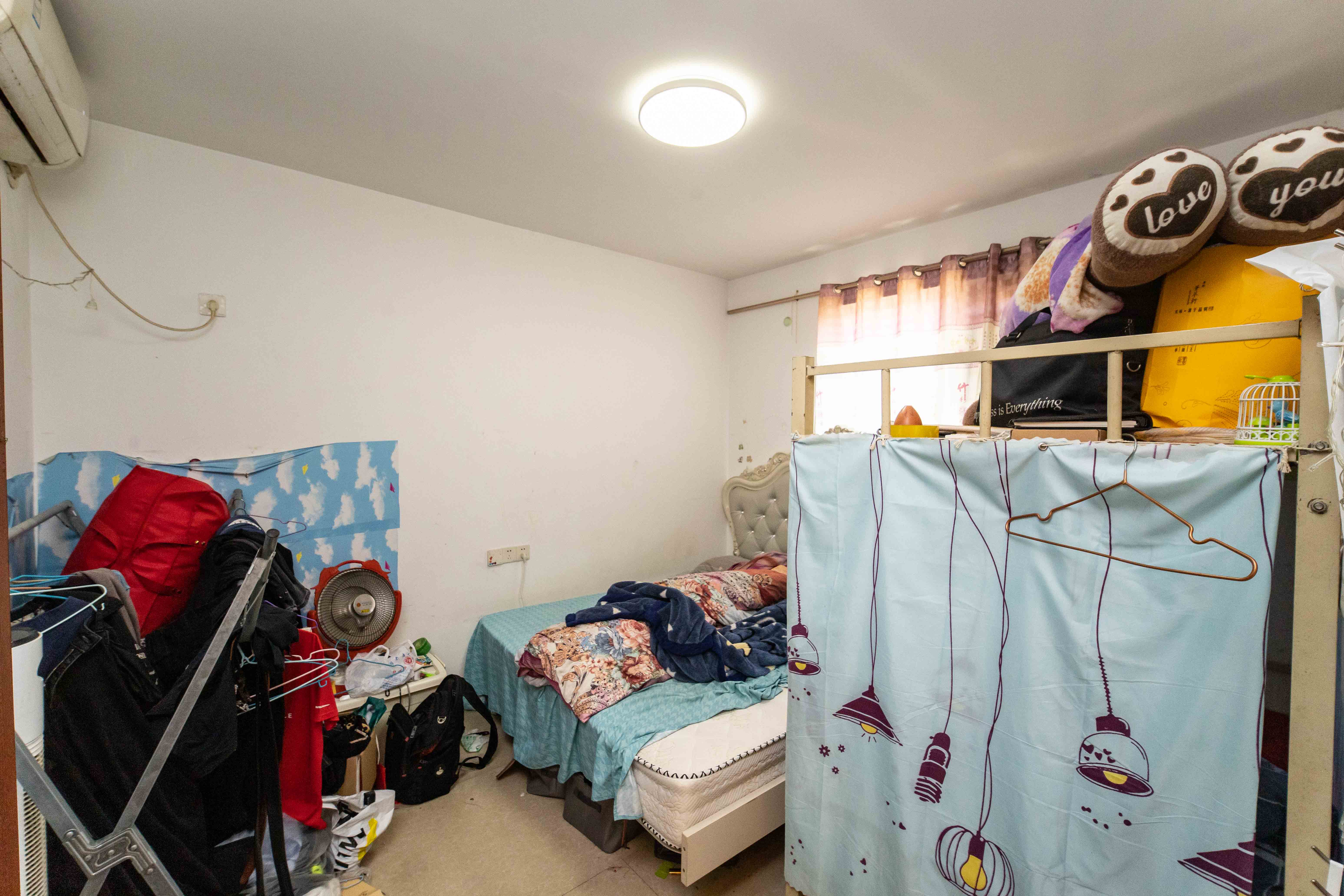 金地格林公馆 3室2厅1卫 92.0万 金地格林公馆 3室2厅1卫 92.0万卧室