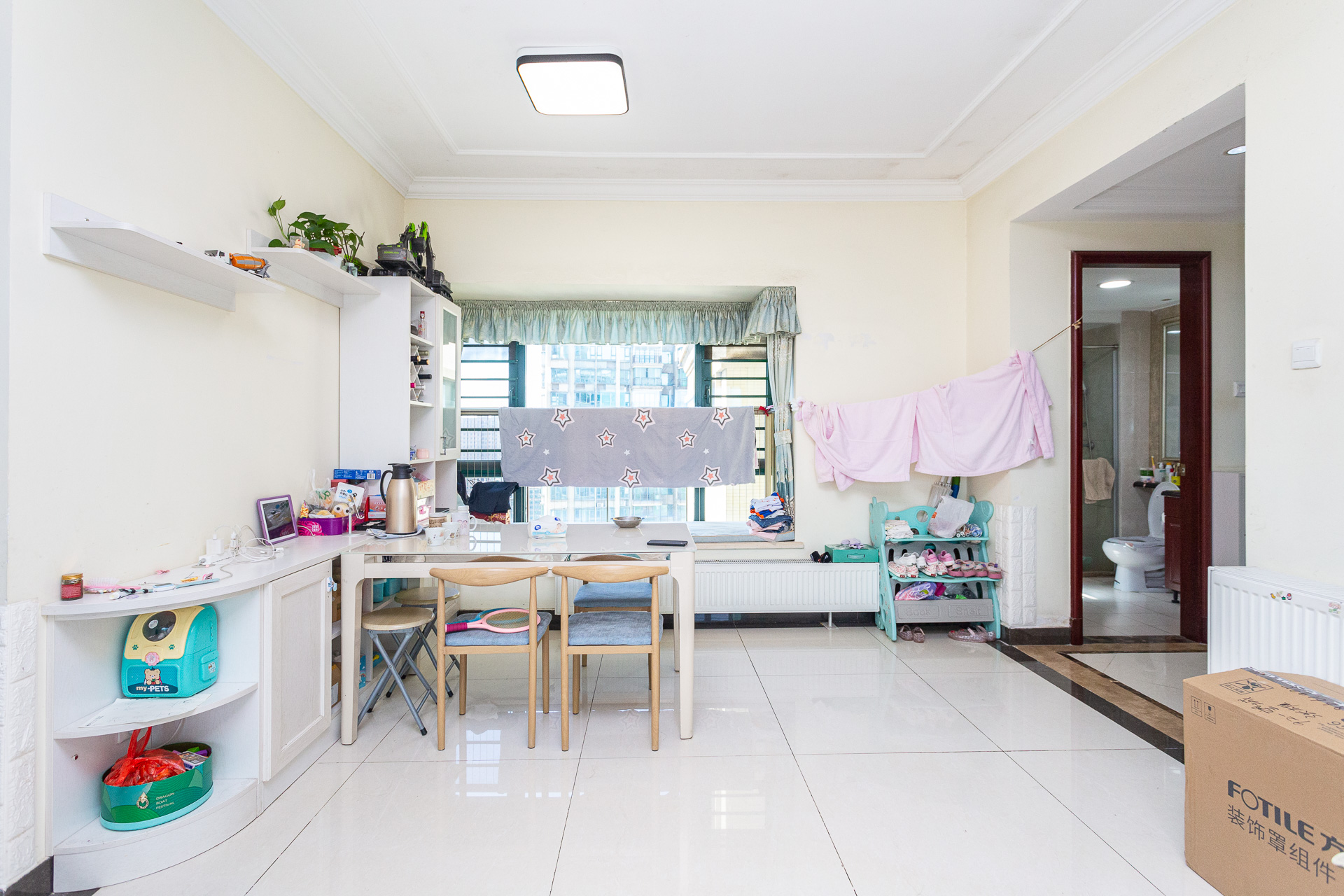 恒大名都 3室2厅2卫 78.0万 恒大名都 3室2厅2卫 78.0万客厅