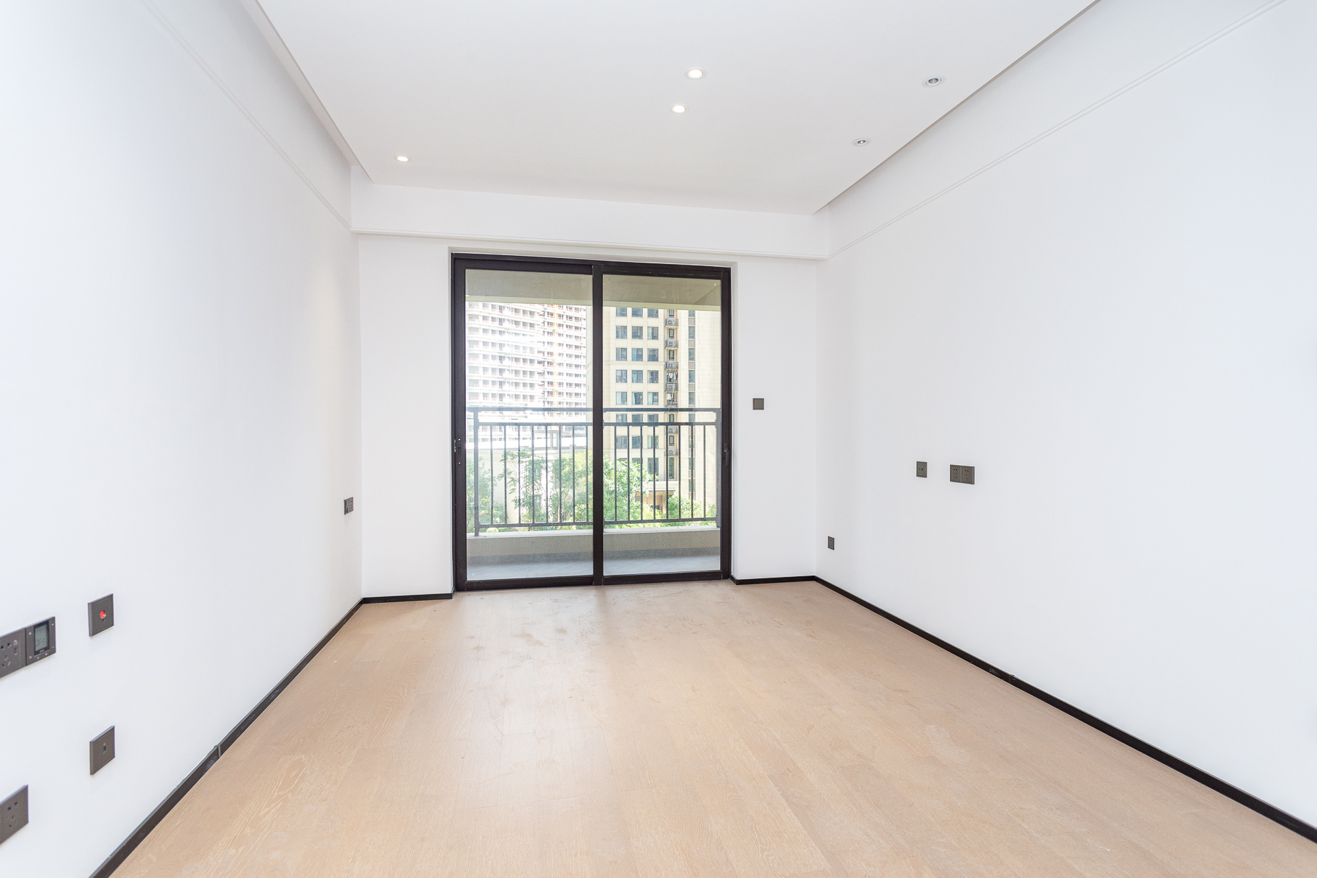 万科滨河道 4室2厅2卫 215.0万 万科滨河道 4室2厅2卫 215.0万卧室