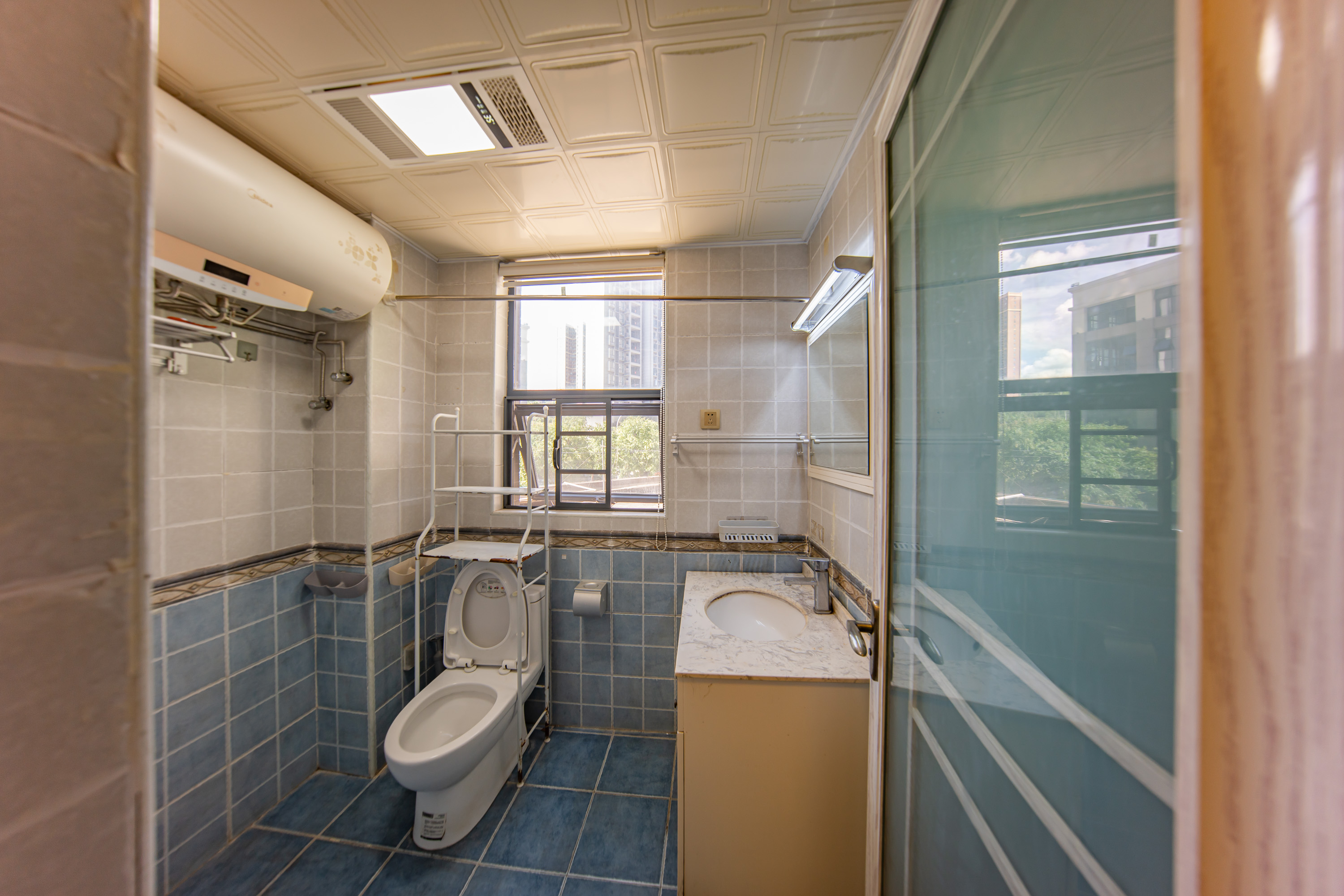 云栖谷  3室2厅1卫    78.0万 云栖谷  3室2厅1卫    78.0万卫生间