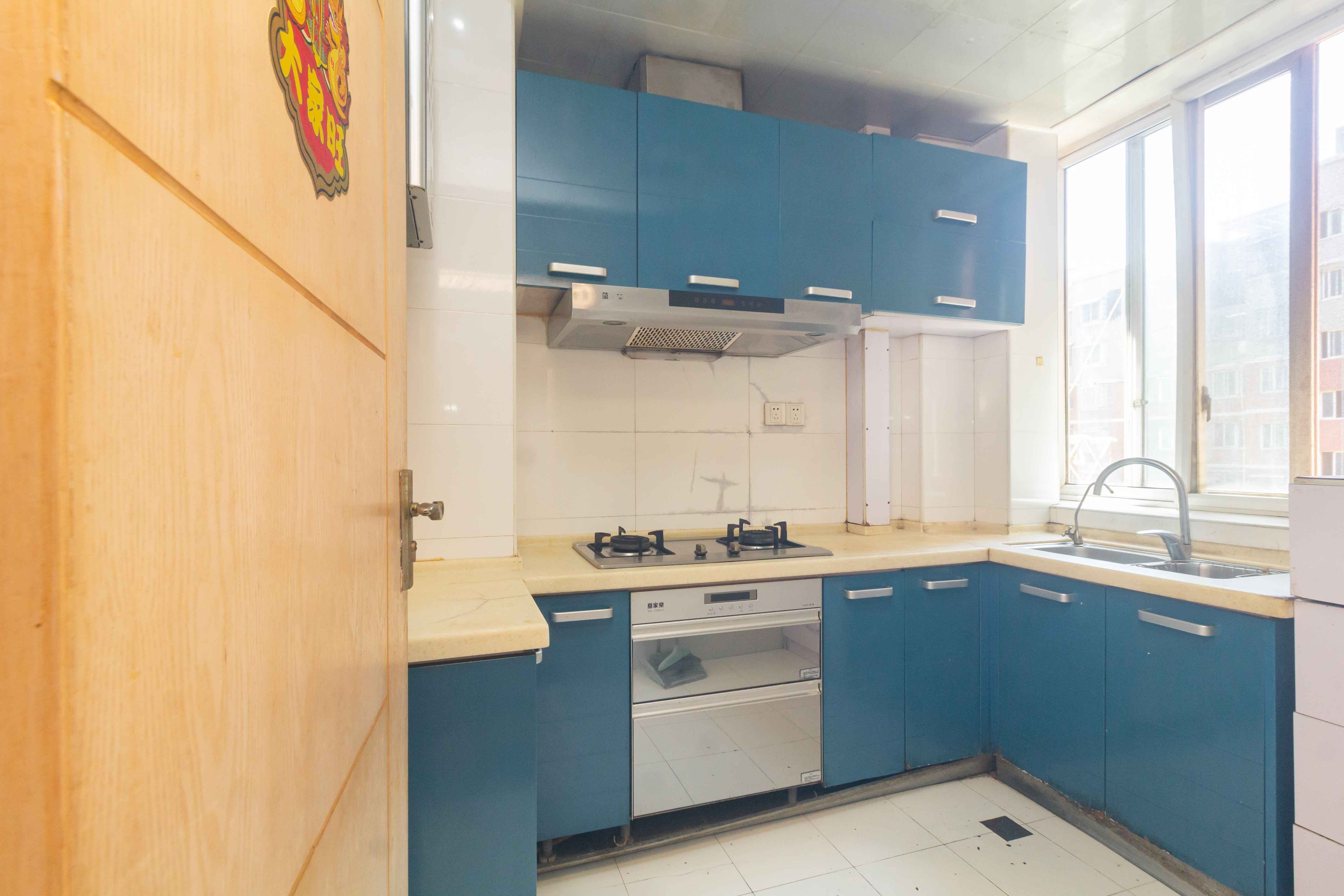 东城名苑 3室2厅1卫 58.0万 东城名苑 3室2厅1卫 58.0万厨房