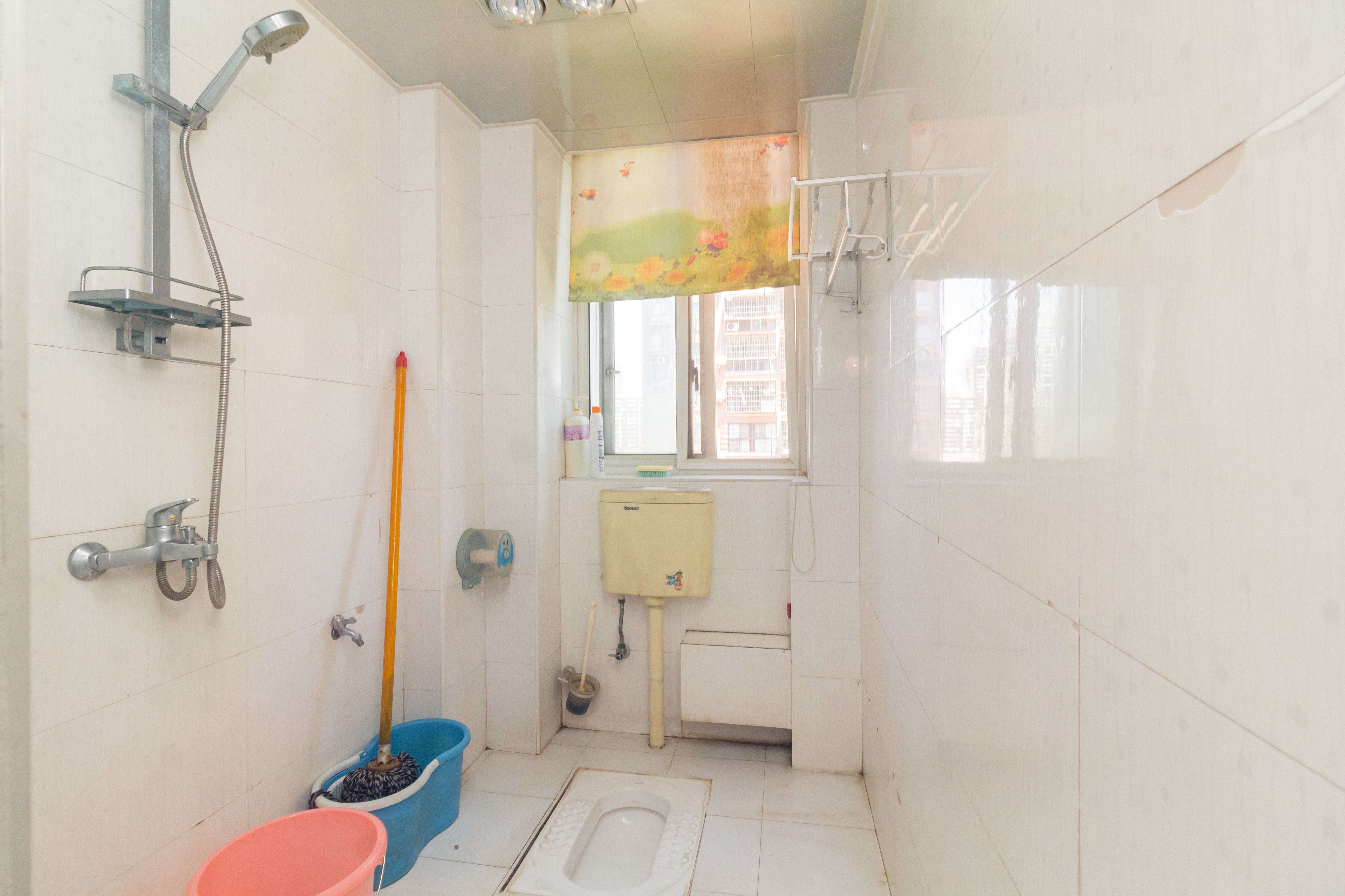 东城名苑 3室2厅1卫 58.0万 东城名苑 3室2厅1卫 58.0万卫生间