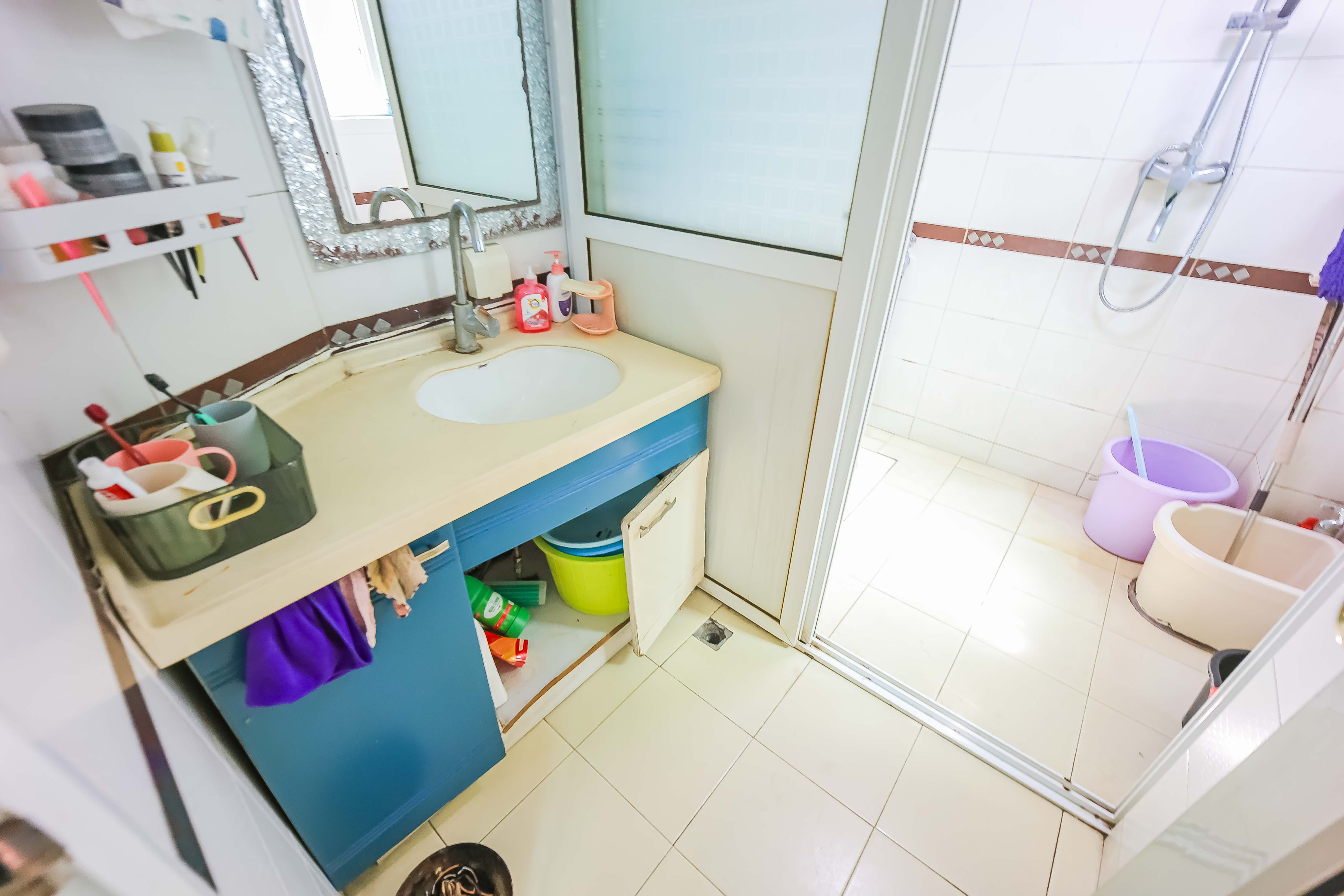 永宏阁  3室2厅2卫    65.0万 永宏阁  3室2厅2卫    65.0万卫生间