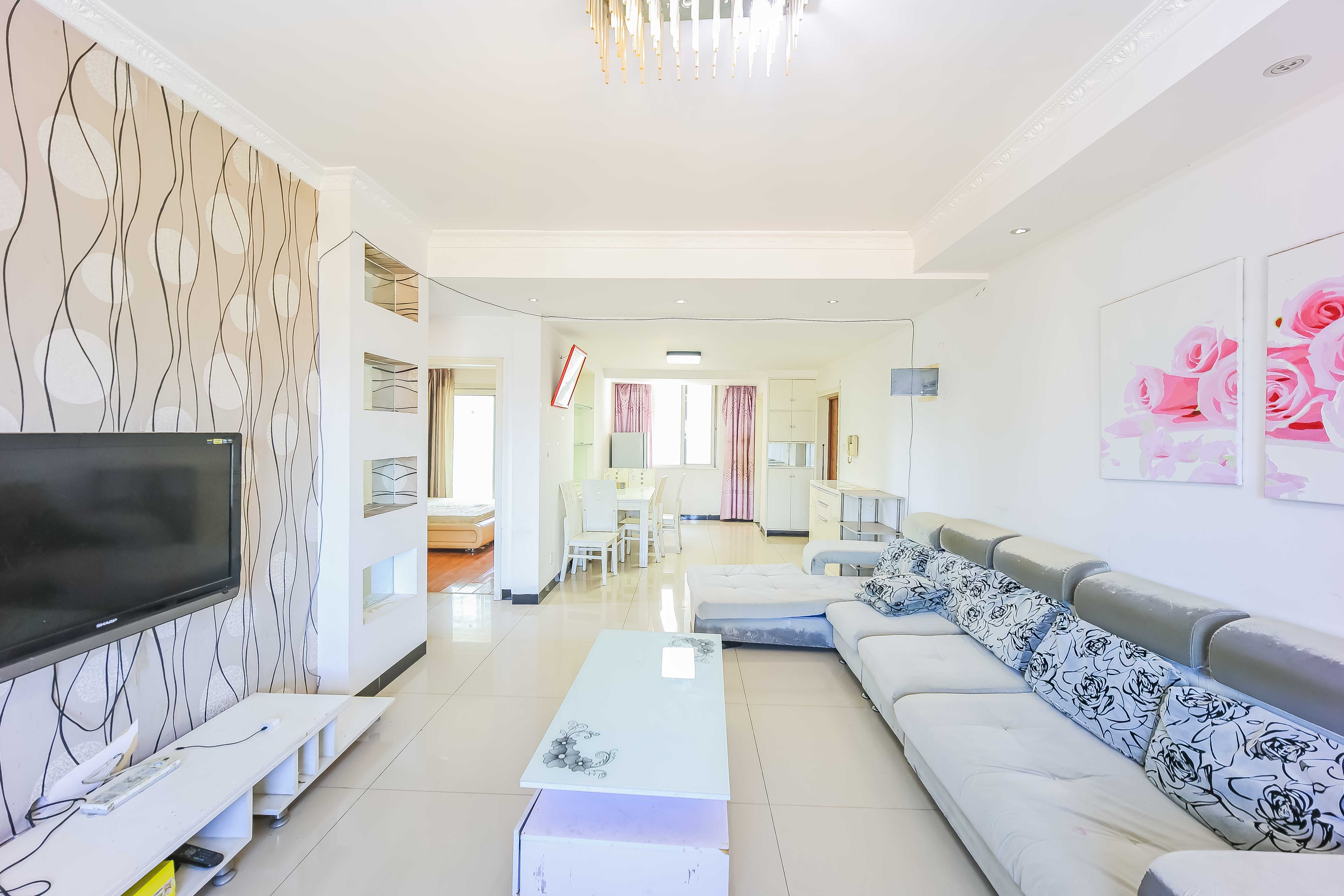 三重星都心 2室1厅1卫 90.0万 三重星都心 2室1厅1卫 90.0万客厅