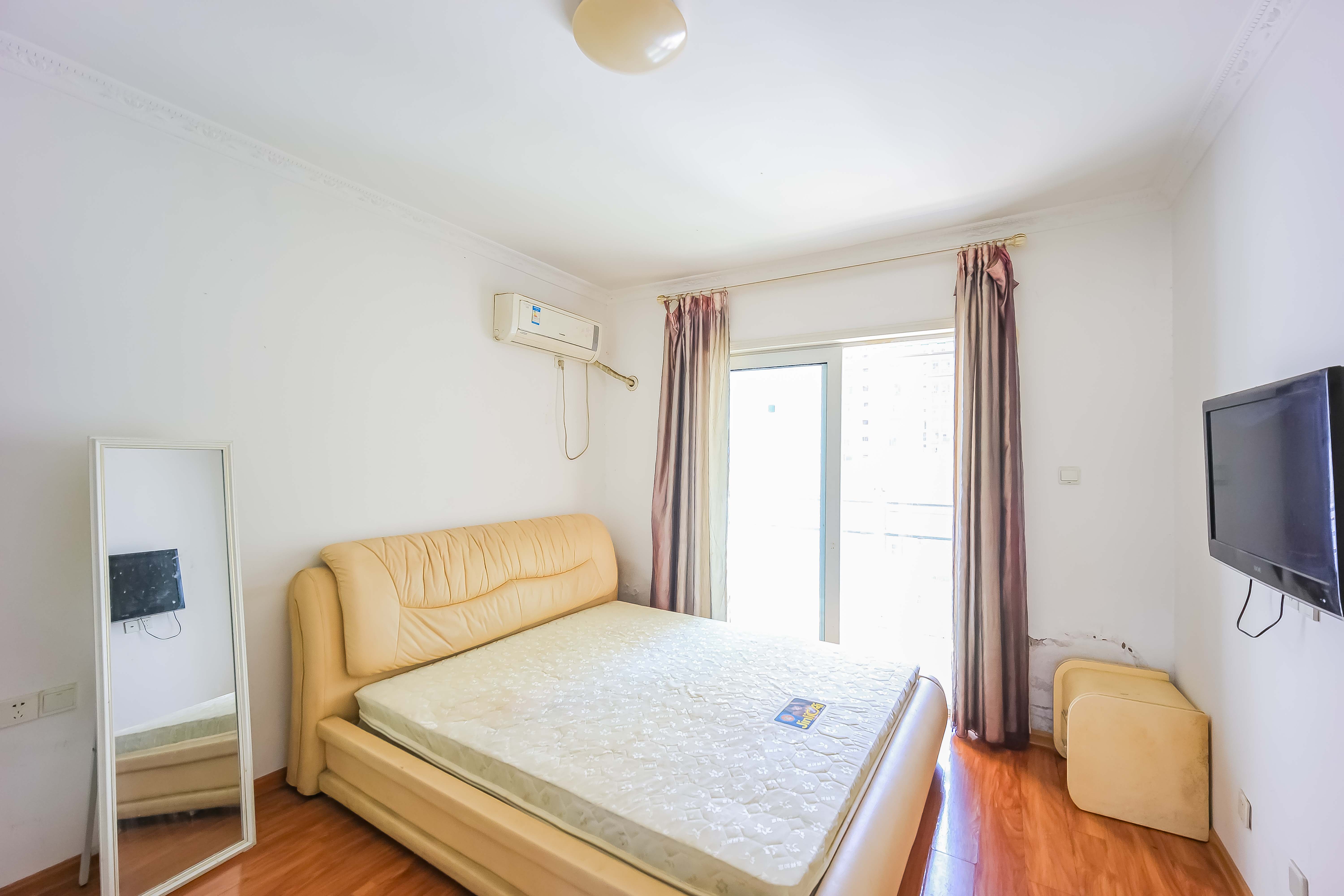 三重星都心 2室1厅1卫 90.0万 三重星都心 2室1厅1卫 90.0万卧室